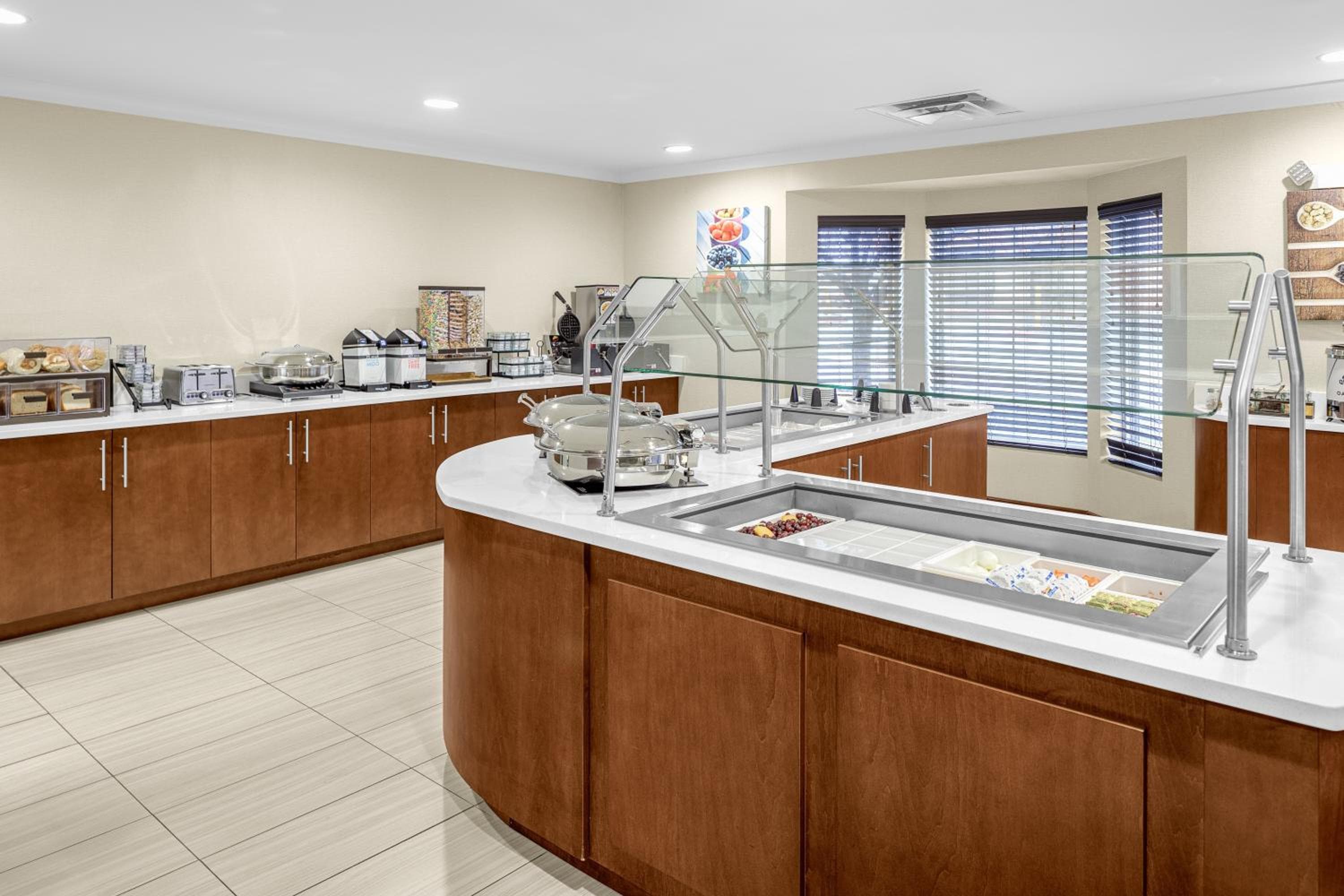Staybridge Suites Chattanooga-Hamilton Place by IHG, Chattanooga, photo 3