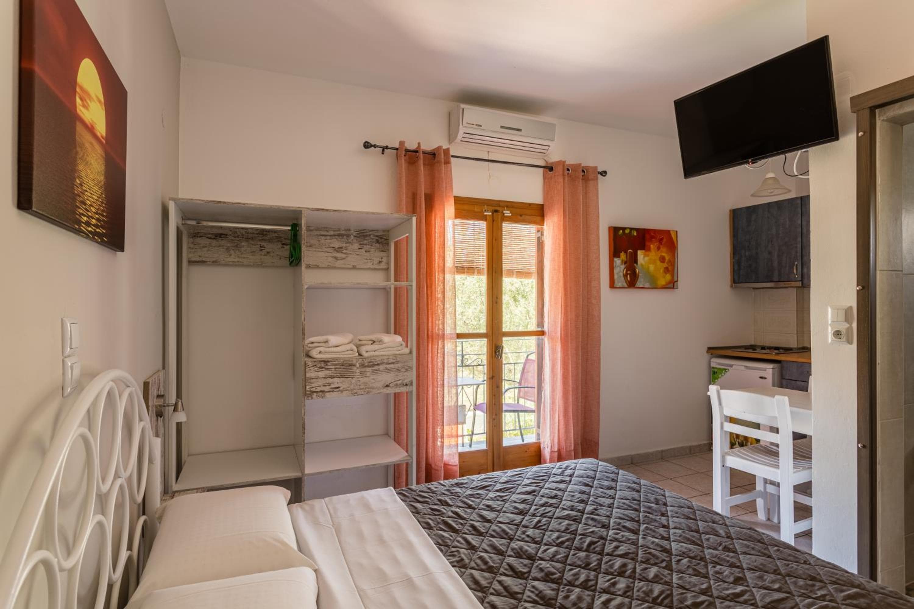 Lefkis apartments & studios, Stoupa, photo 5