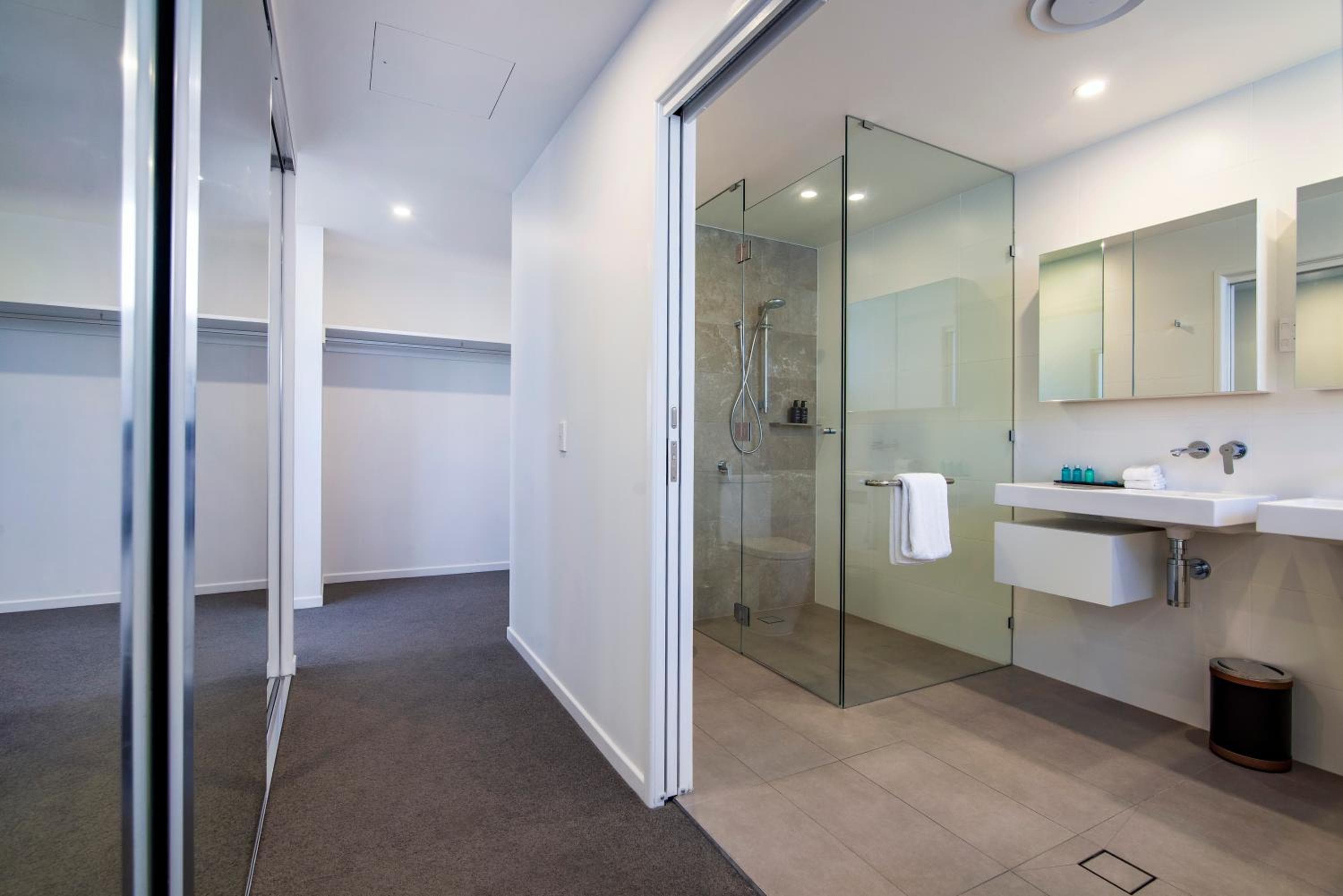Ruby Gold Coast by CLLIX, Gold Coast, photo 6