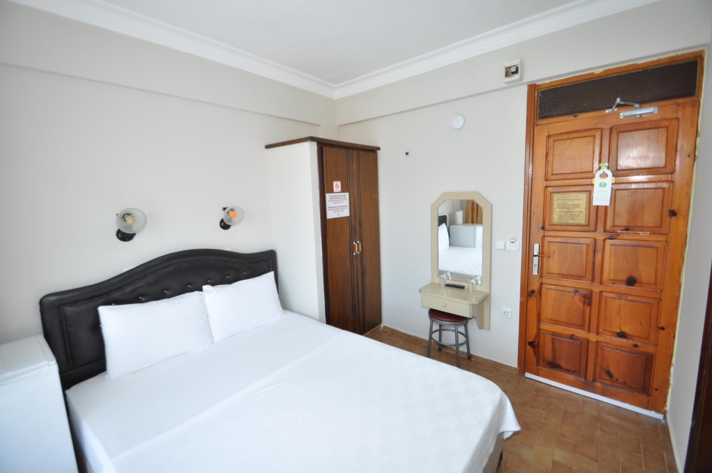 Defne & Zevkim Hotel, Marmaris, photo 4