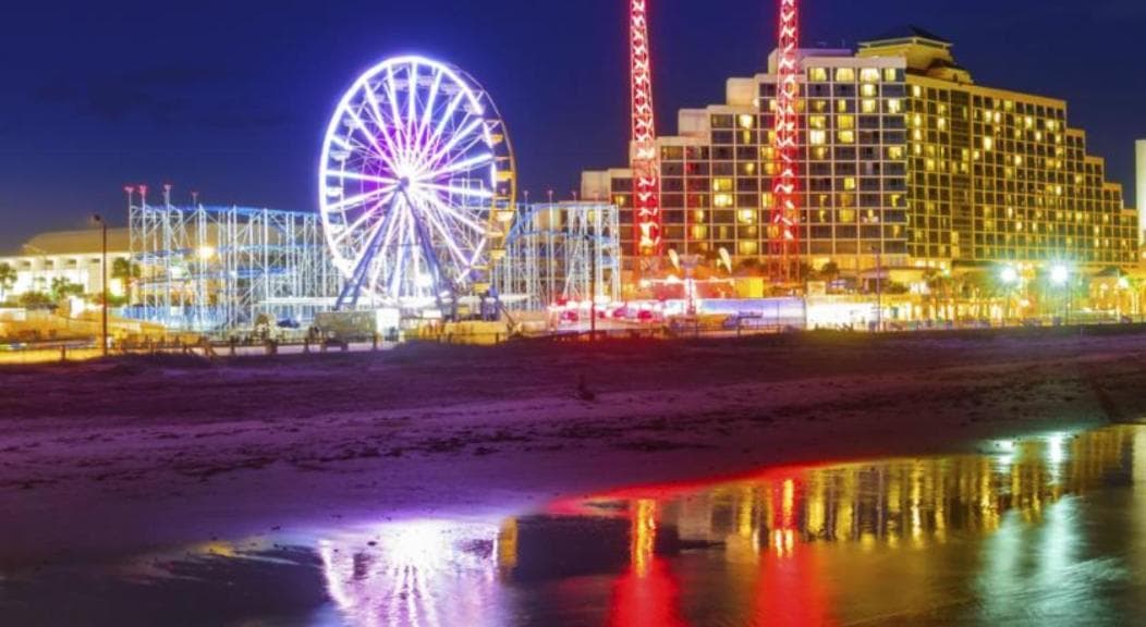 Daytona Condo with Beautiful Ocean and City View, Daytona Beach