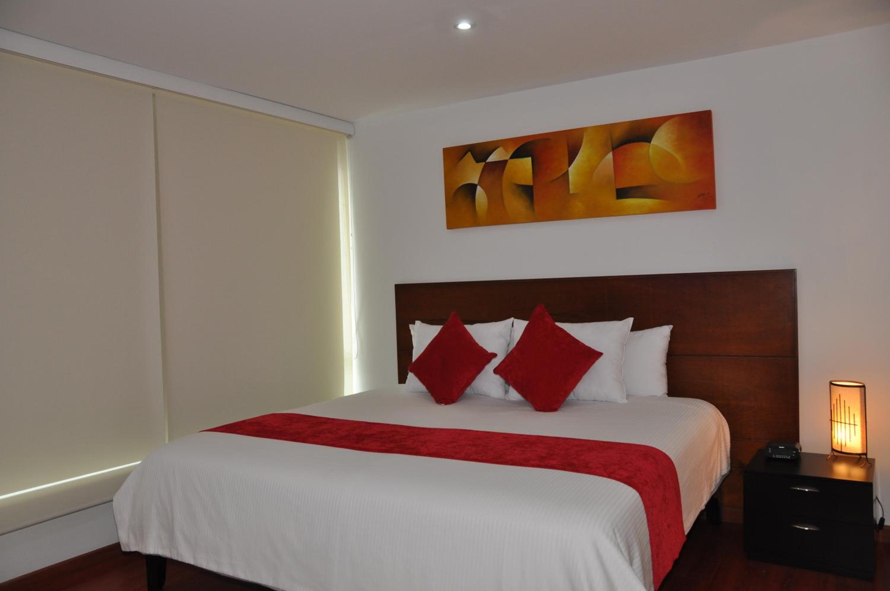 Apartamentos Plaza Modelia, Bogotá, photo 3