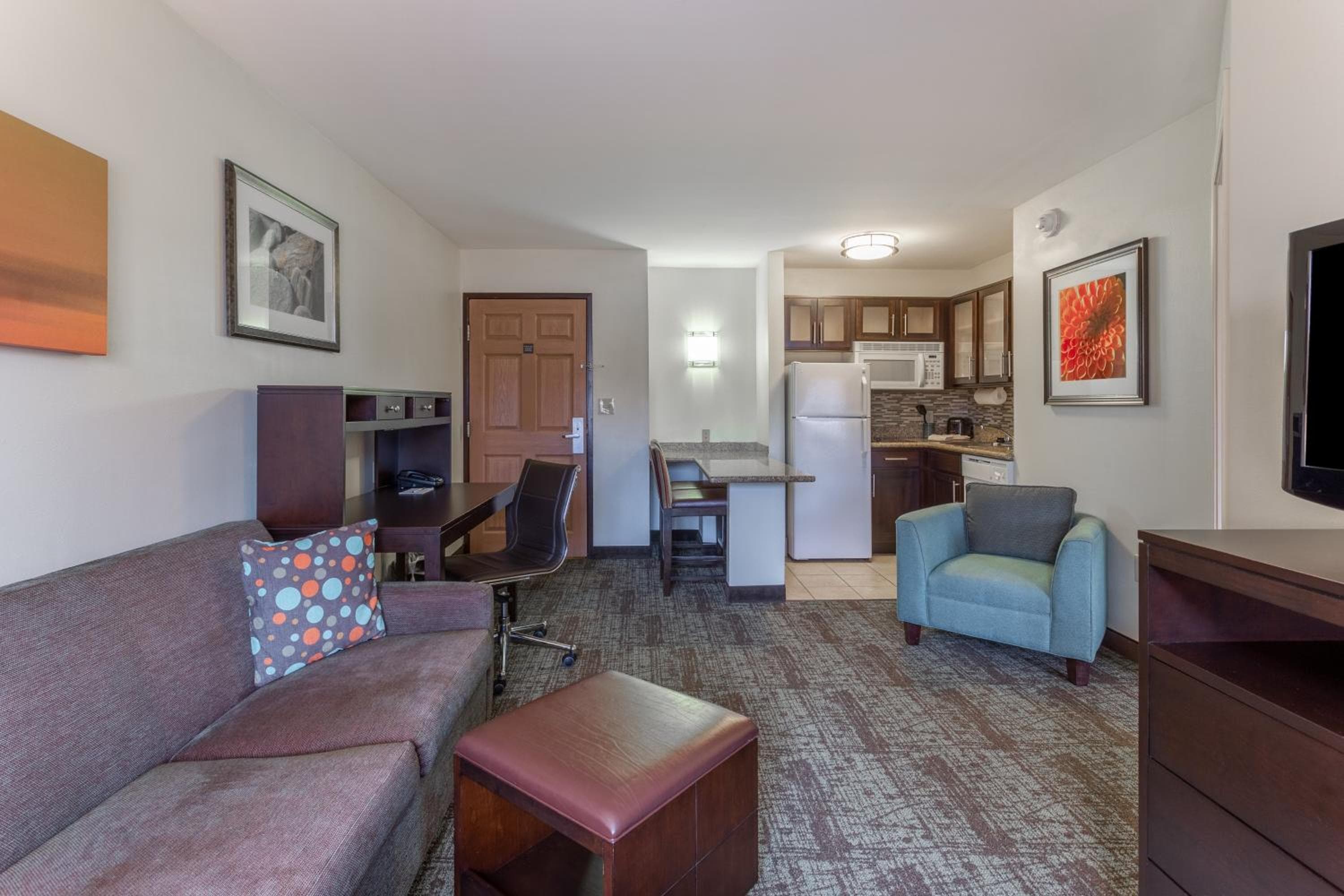 Staybridge Suites Davenport by IHG, Davenport, photo 2