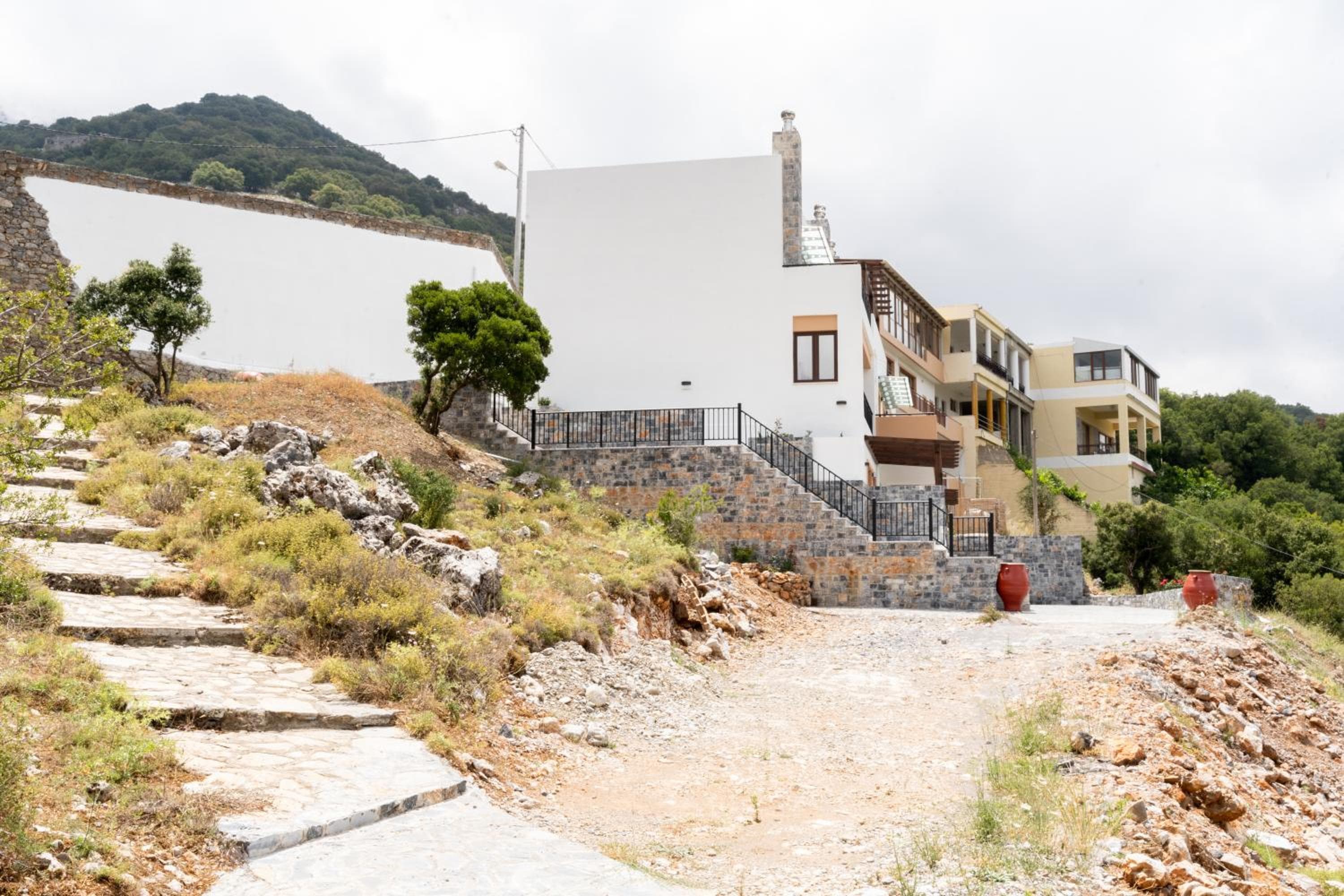 Dictamus Homes, Magoulás, photo 3