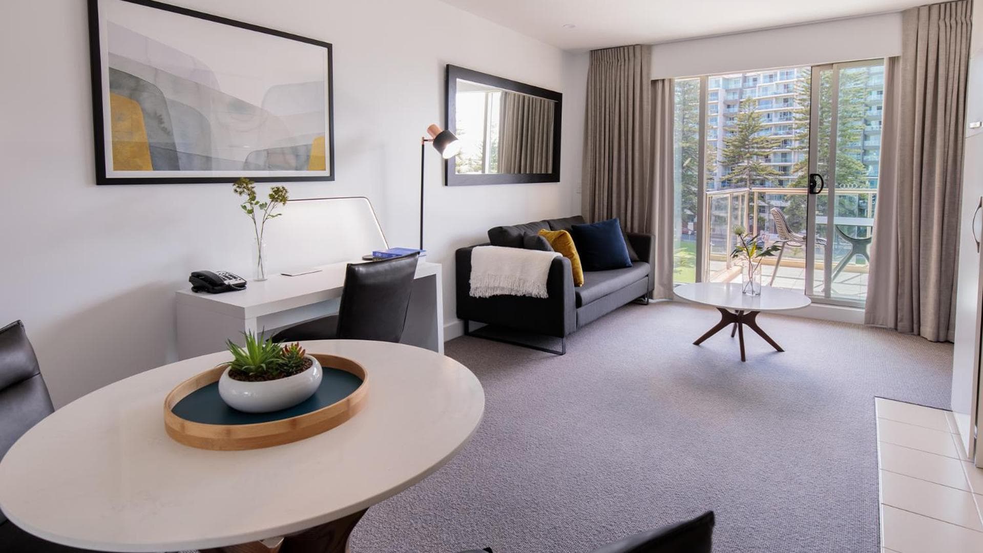 Oaks Glenelg Plaza Pier Suites, Adelaide, photo 2