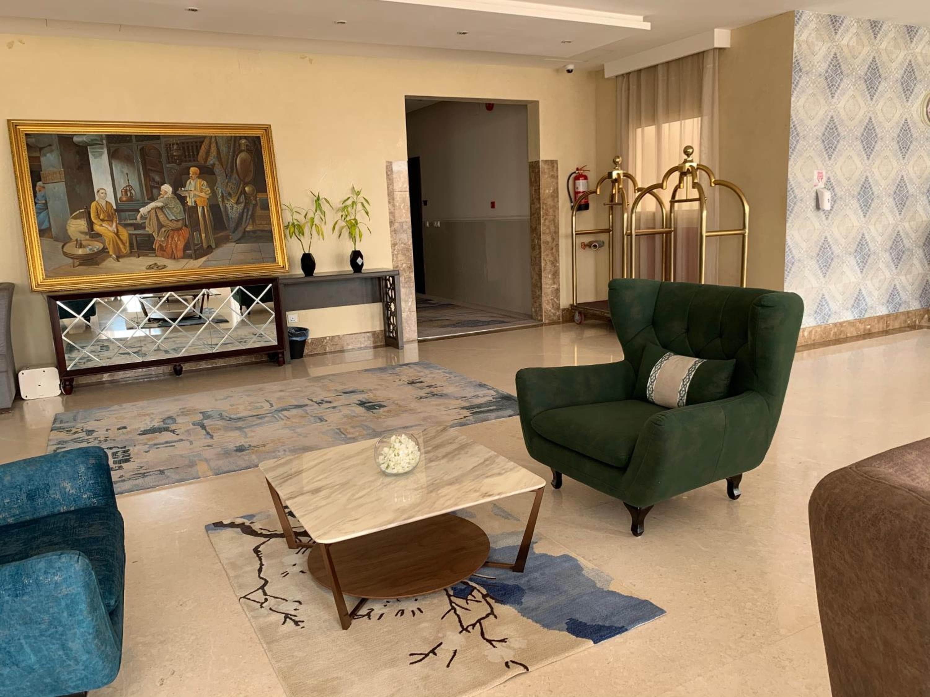 Out Serviced Apartments شقق اوت للشقق المخدومة, Riyadh, photo 2