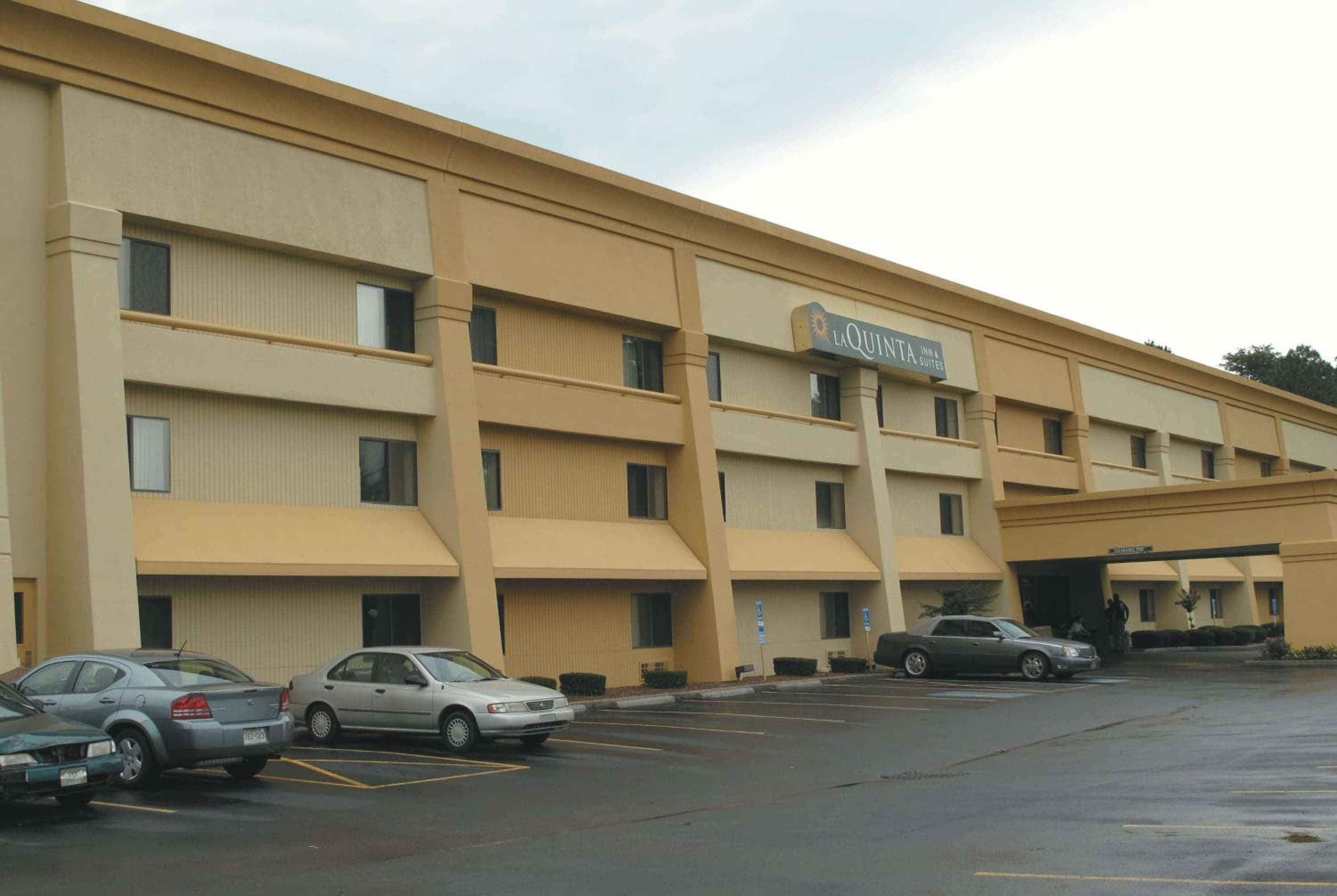 Hawthorn Extended Stay by Wyndham Jackson, Jackson