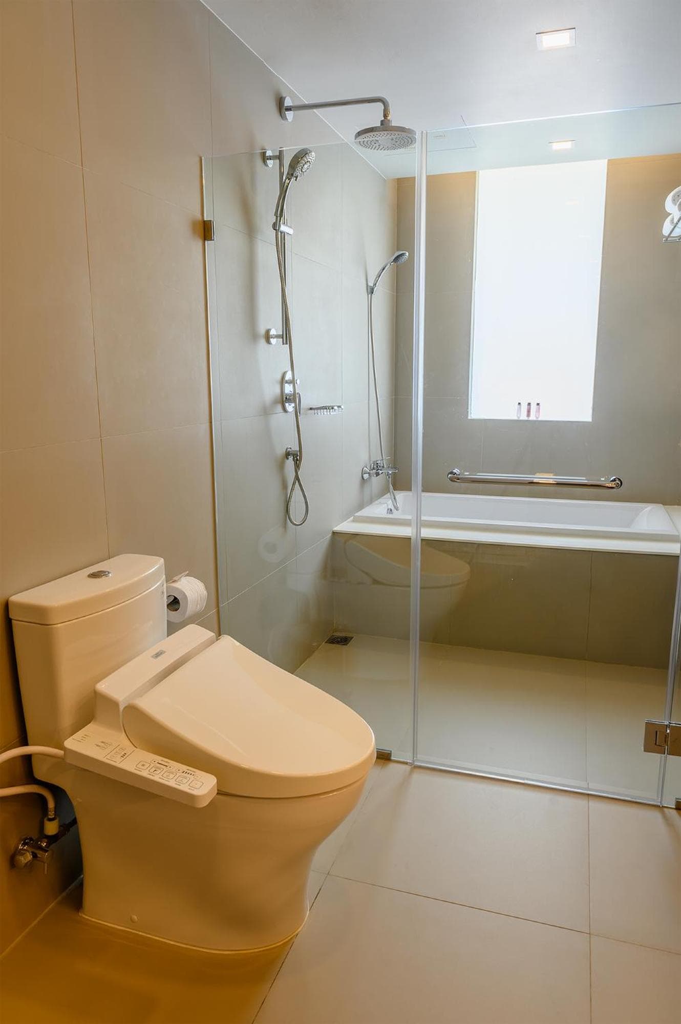 Oakwood Residence Sukhumvit Thonglor Bangkok, Bangkok, photo 2