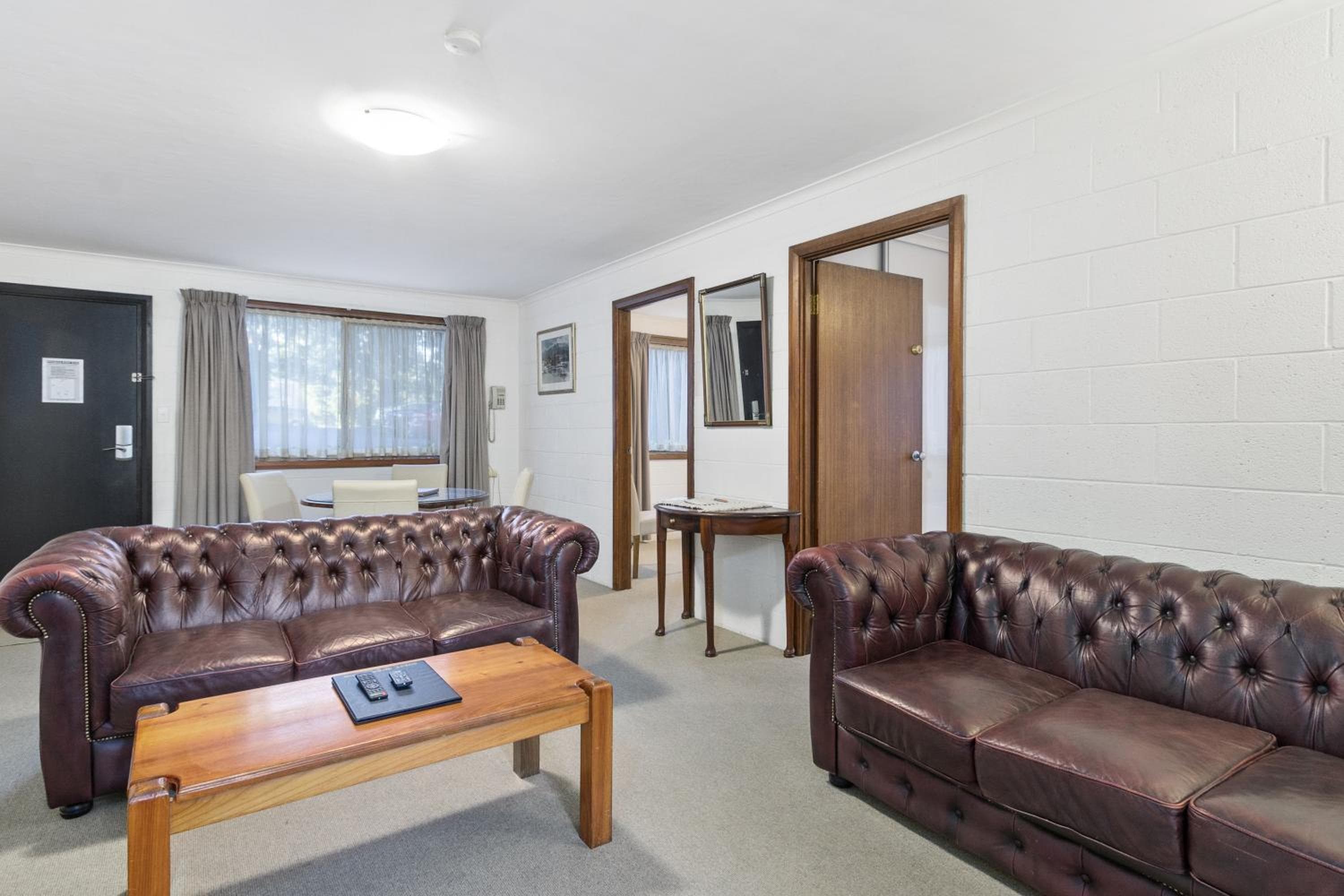 Grosvenor Court Apartments, Hobart, photo 6
