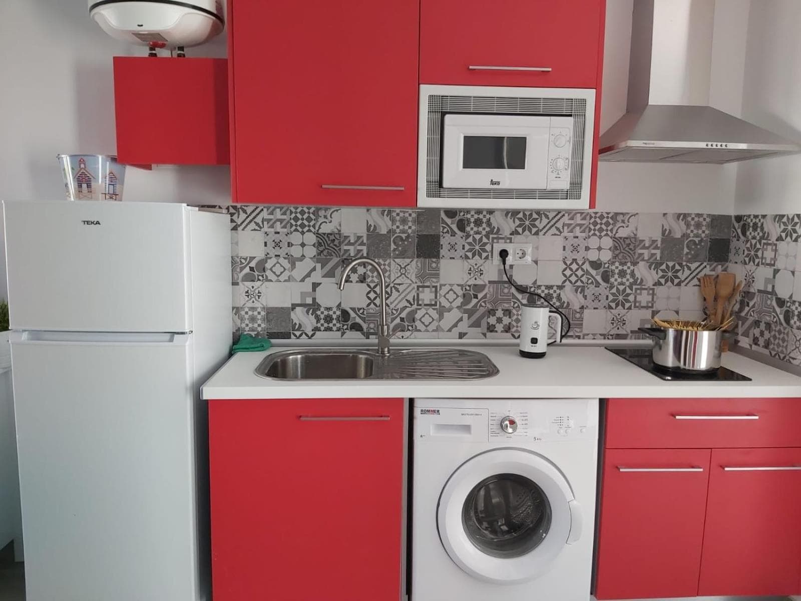 Bnbook Medea Apartments, Fuengirola
