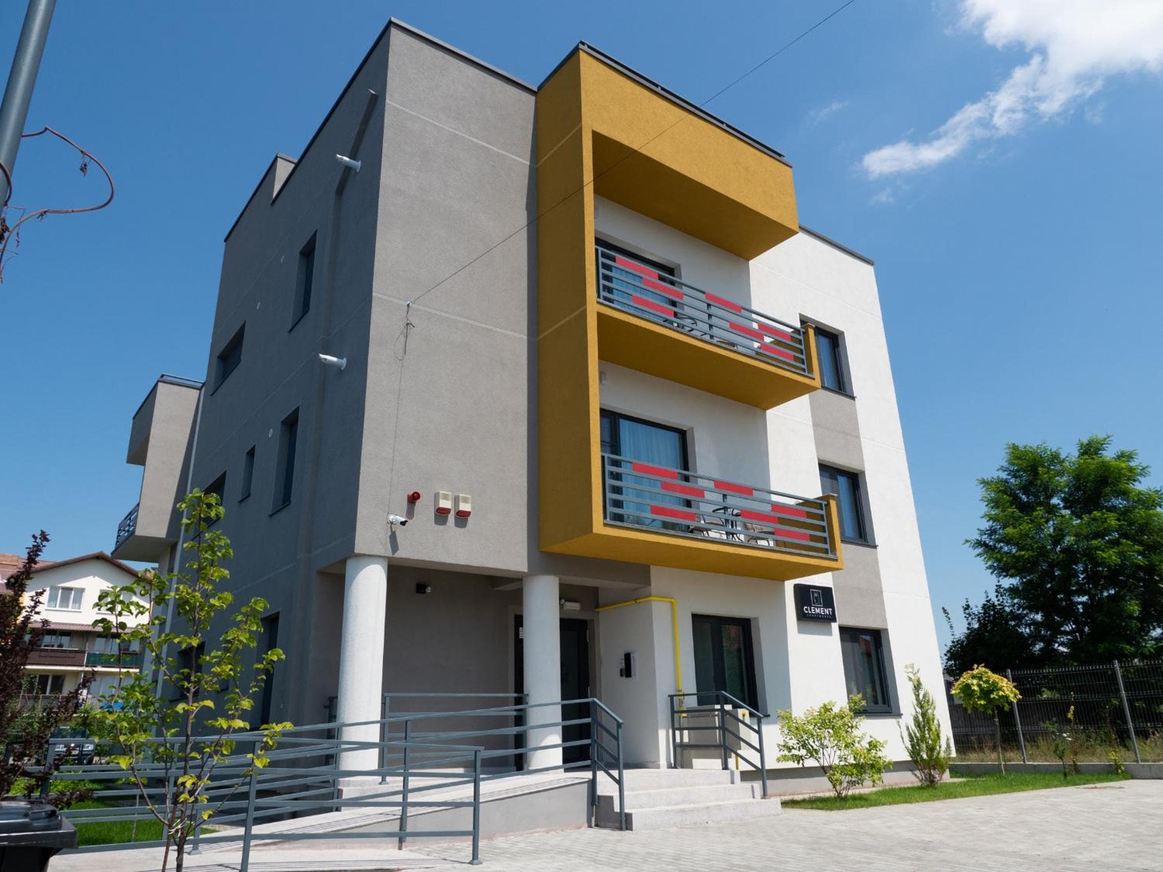 Clement Apartments, Piatra Neamţ