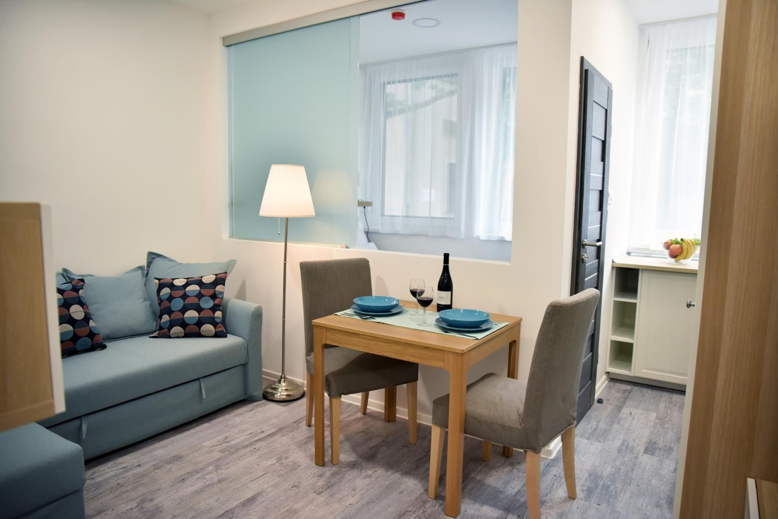 Roomstore Studio Apartments, Eger
