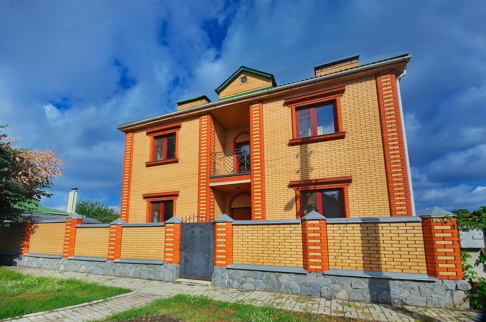 Apartment complex, Sumy