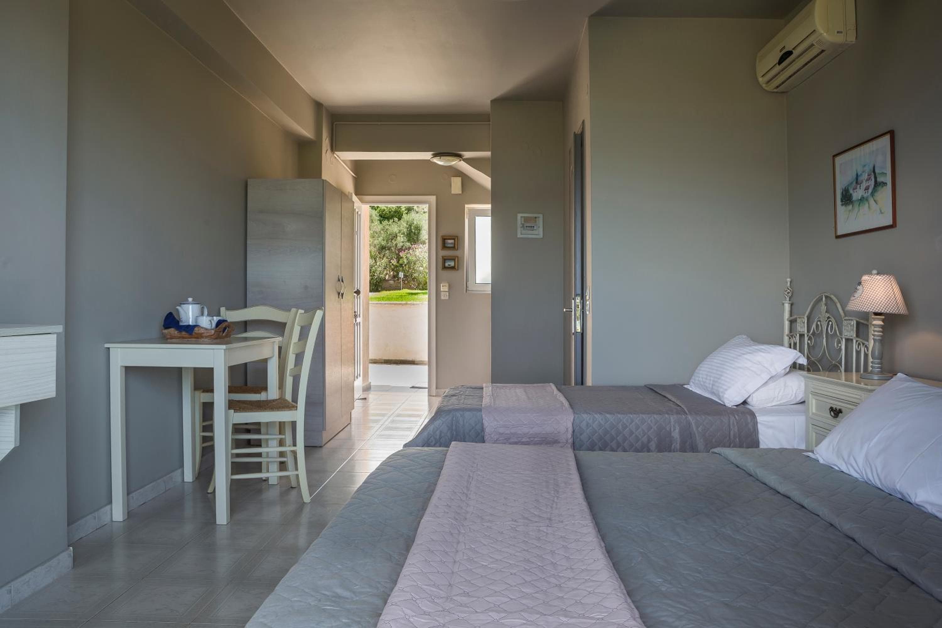 Panorama Fanari studios and apartments, Argostoli, photo 2