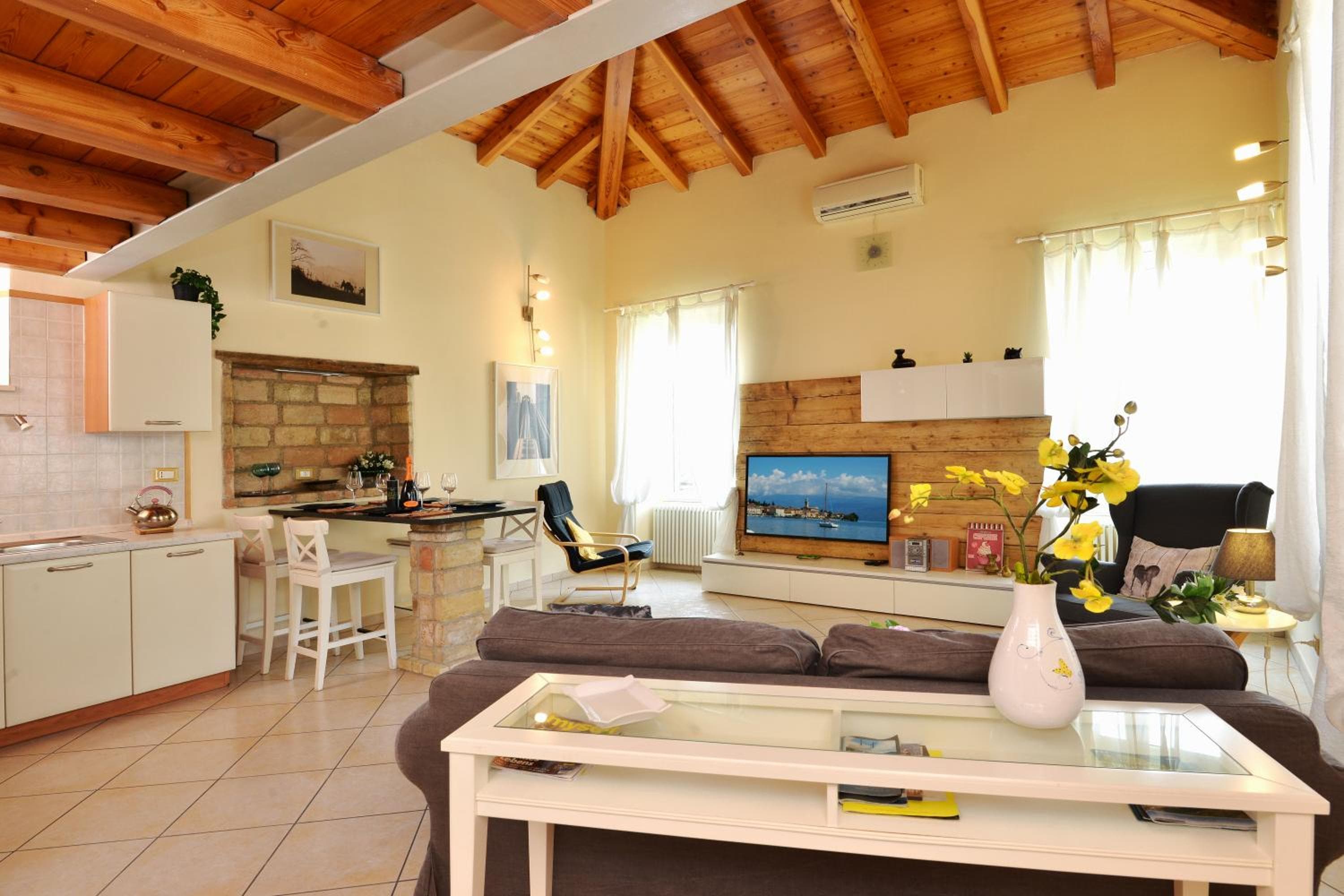 Antiche Rive Holidays Apartments, Salò