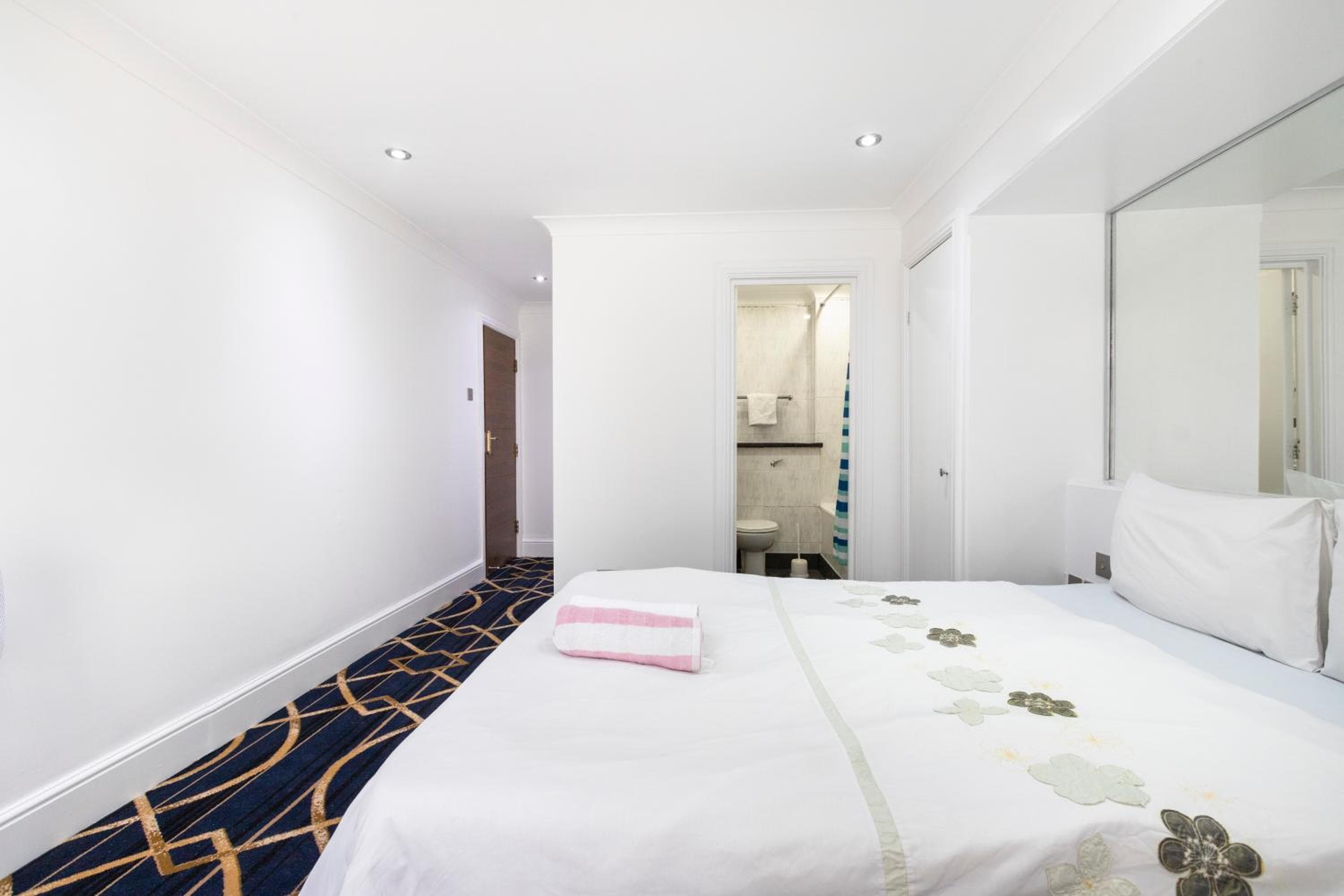 Marble Arch Mews Apart'hotel, London, photo 2