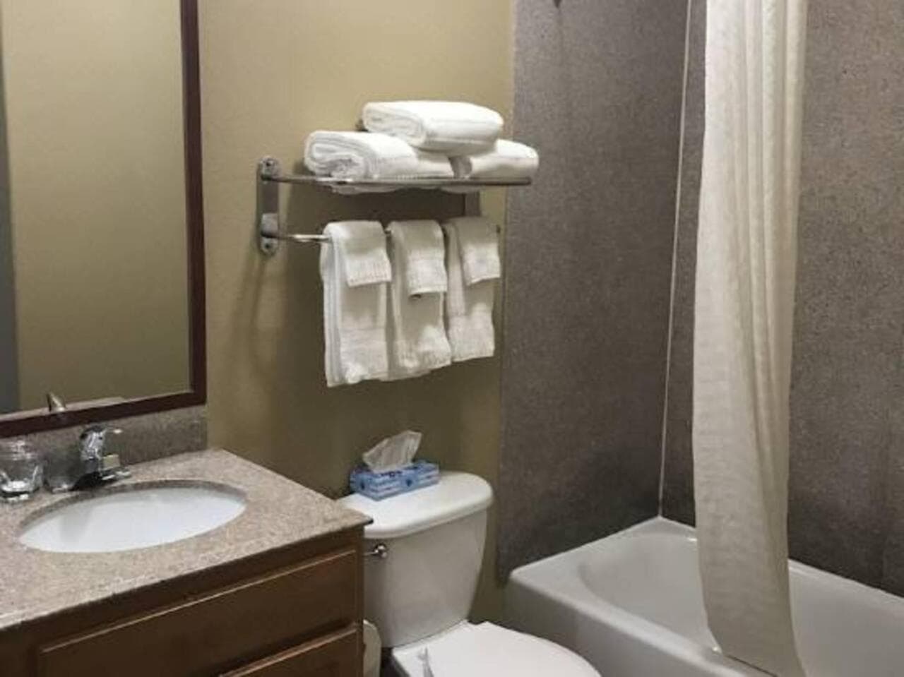 Candlewood Suites La Porte by IHG, La Porte, photo 5