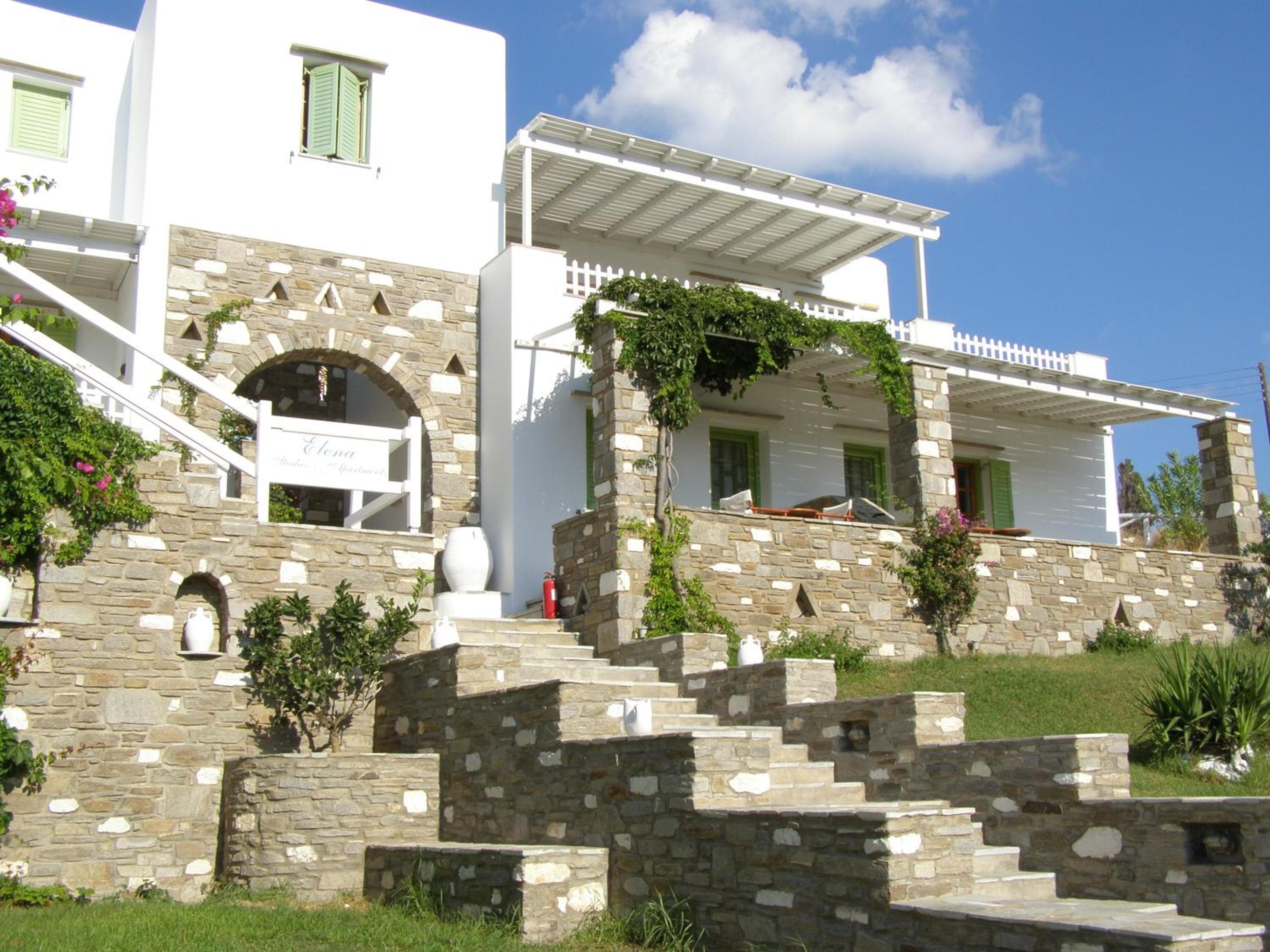 Elena Studios & Apartments, Piso Livadi