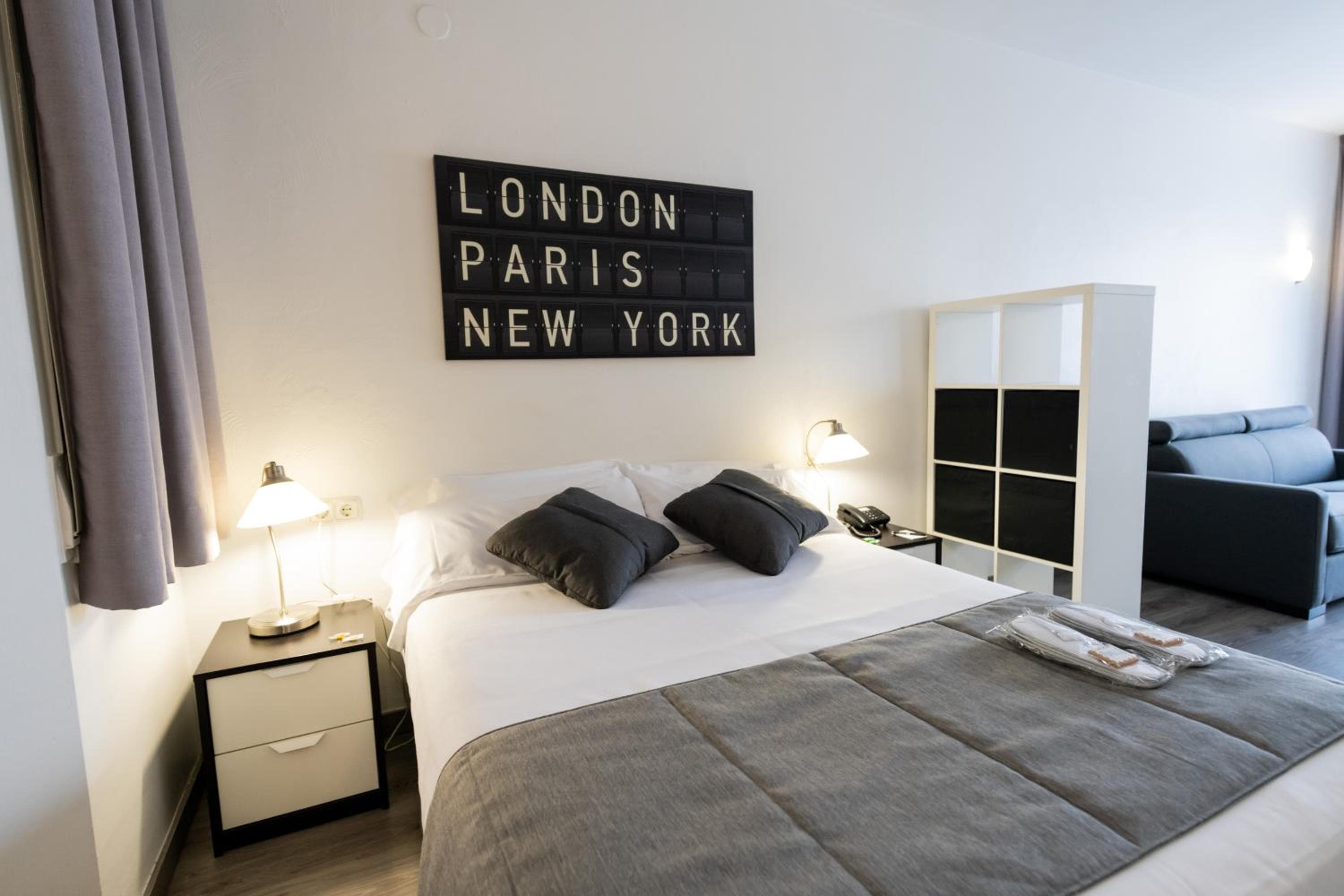 Aparthotel Atenea Calabria, Barcelona, photo 2
