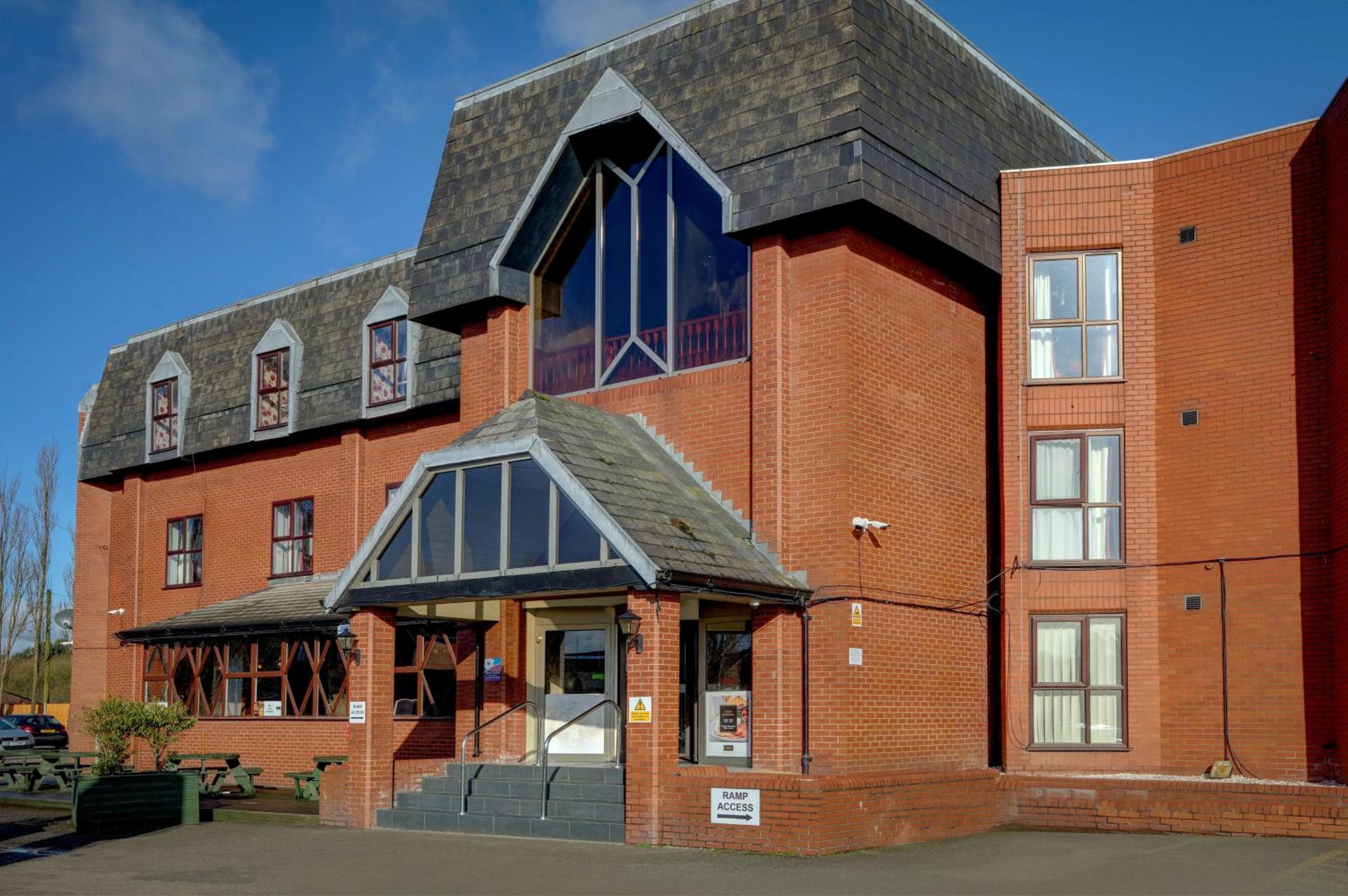 The Hillcrest Hotel, Widnes