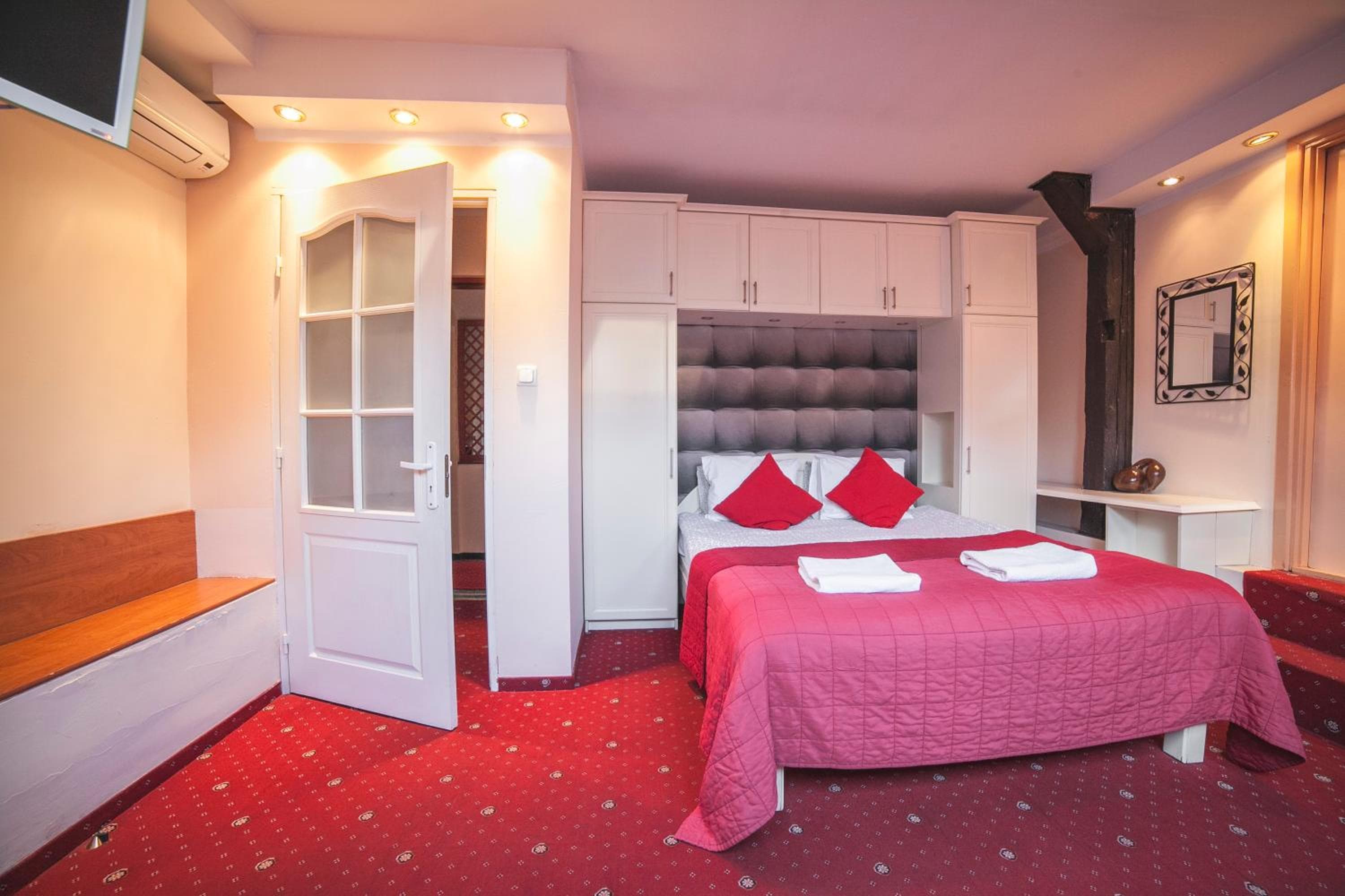 Residence B&B La Fontaine Aparthotel, Kraków, photo 4