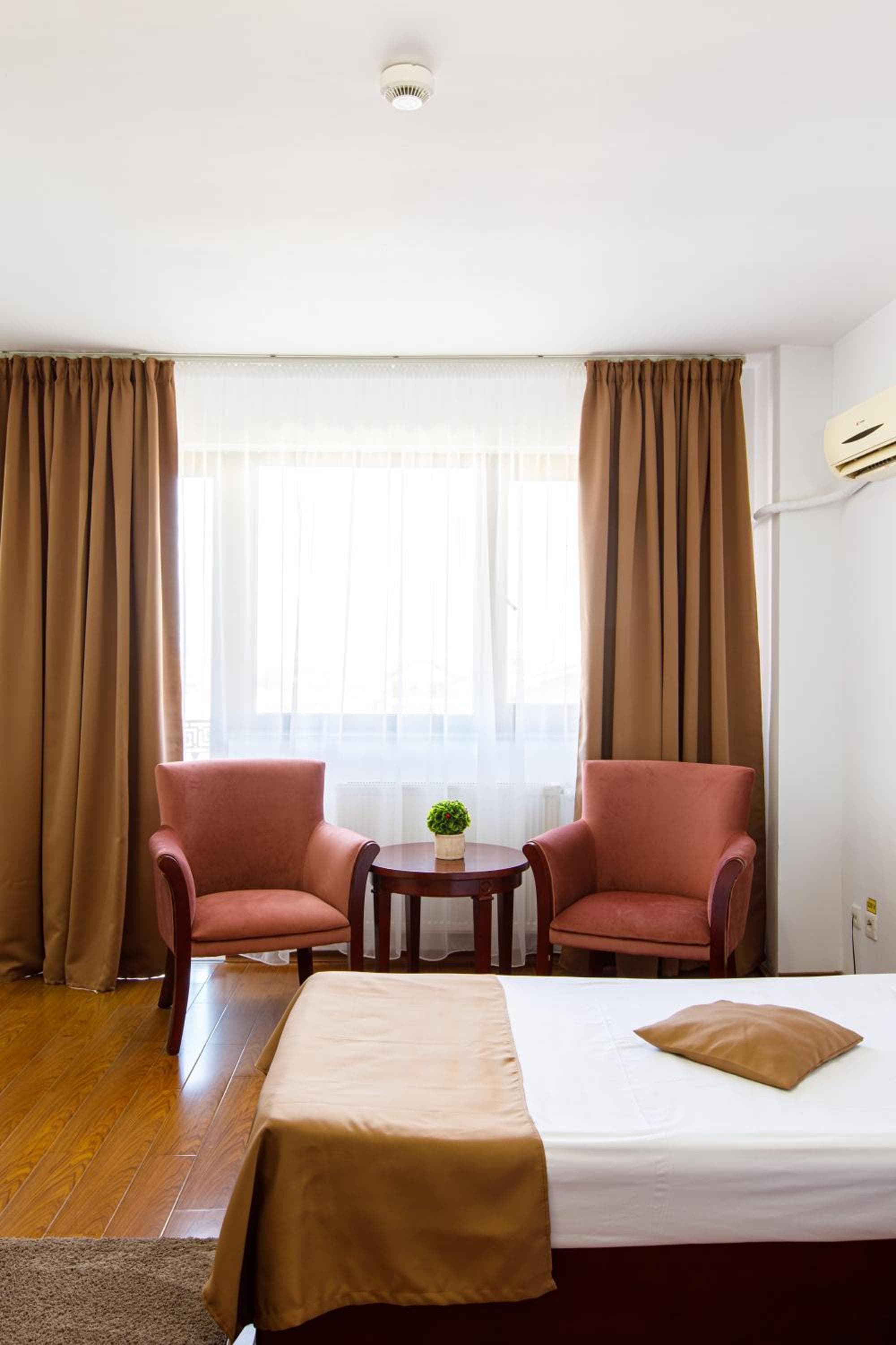 Lira Pacific Aparthotel, Constanţa, photo 3