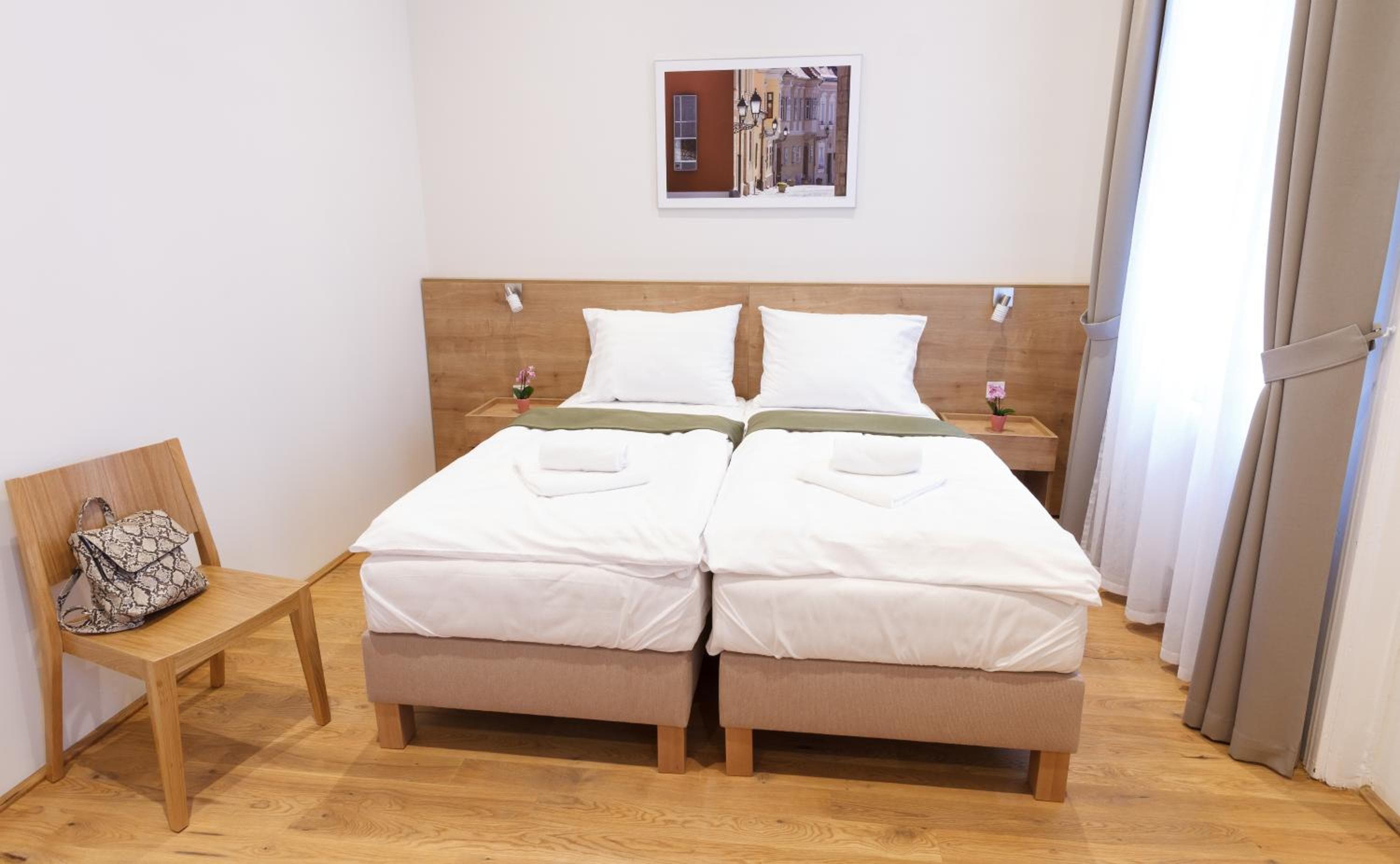 Domus Peregrini Apartmanok, Győr, photo 6