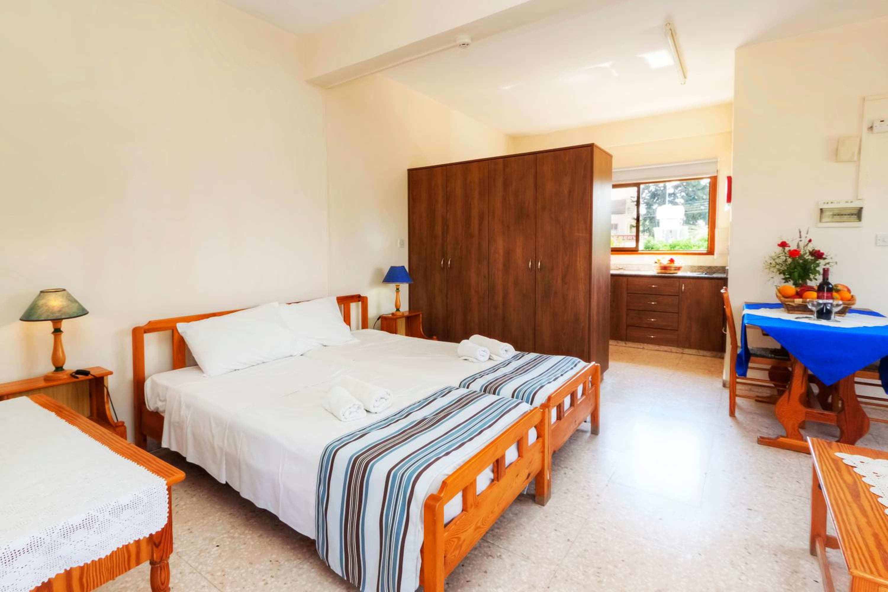 Follow The Sun Hotel Apartments, Polis Chrysochous, photo 3