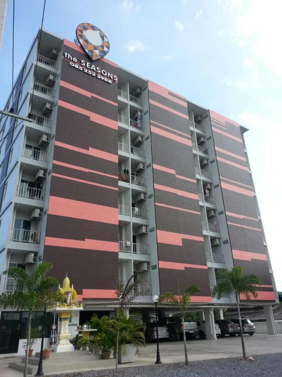 The Seasons, Pathum Thani, photo 5