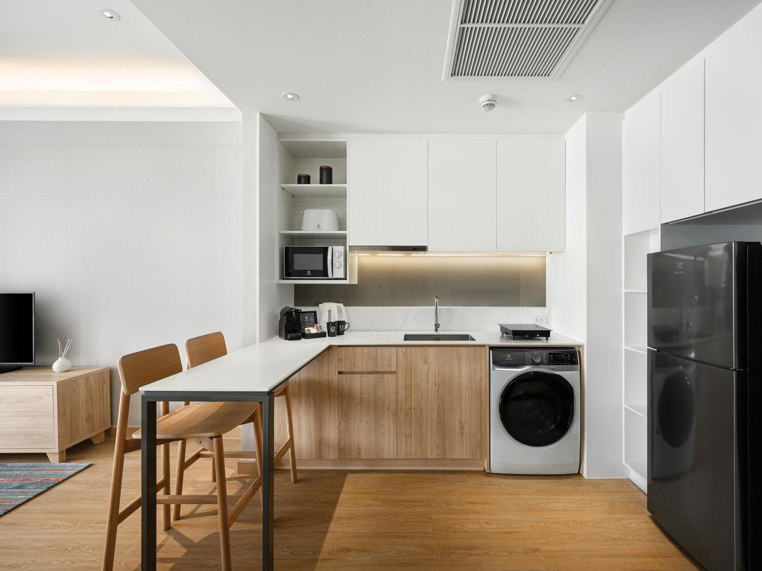 Oakwood Suites Bangkok, Bangkok, photo 4
