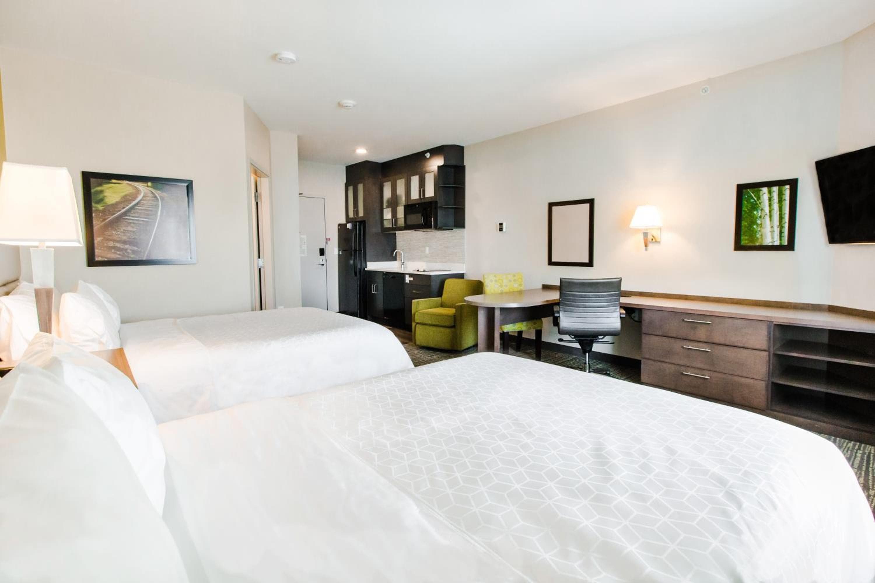 Candlewood Suites West Edmonton - Mall Area by IHG, Edmonton, photo 5