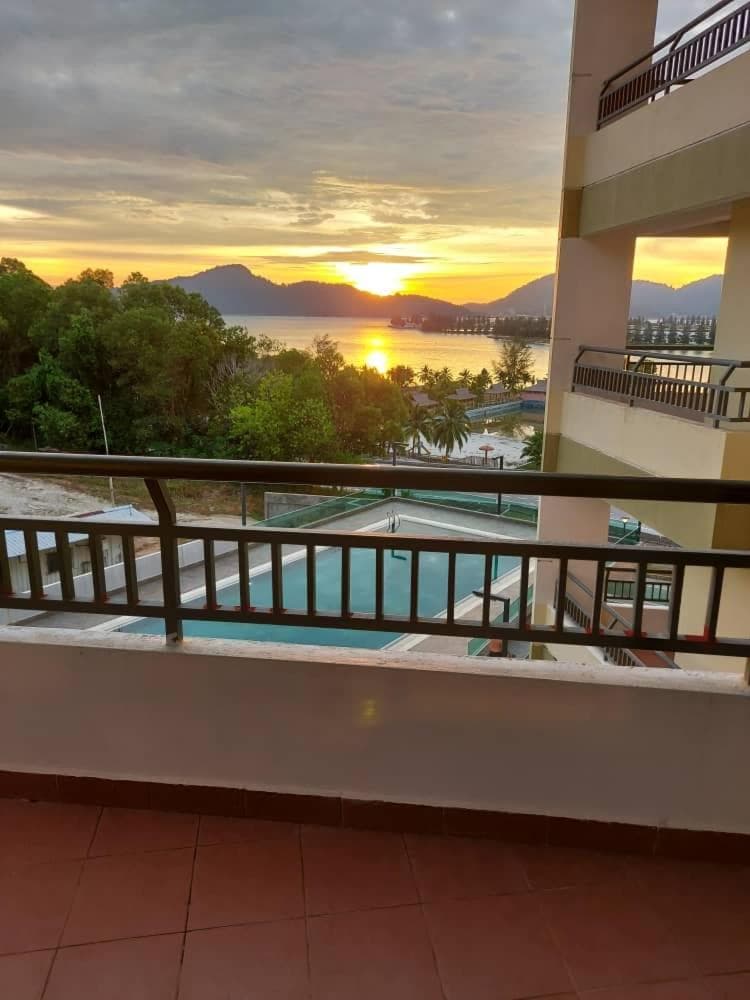 Marina Heights Seaview Resort 2, Lumut, photo 2