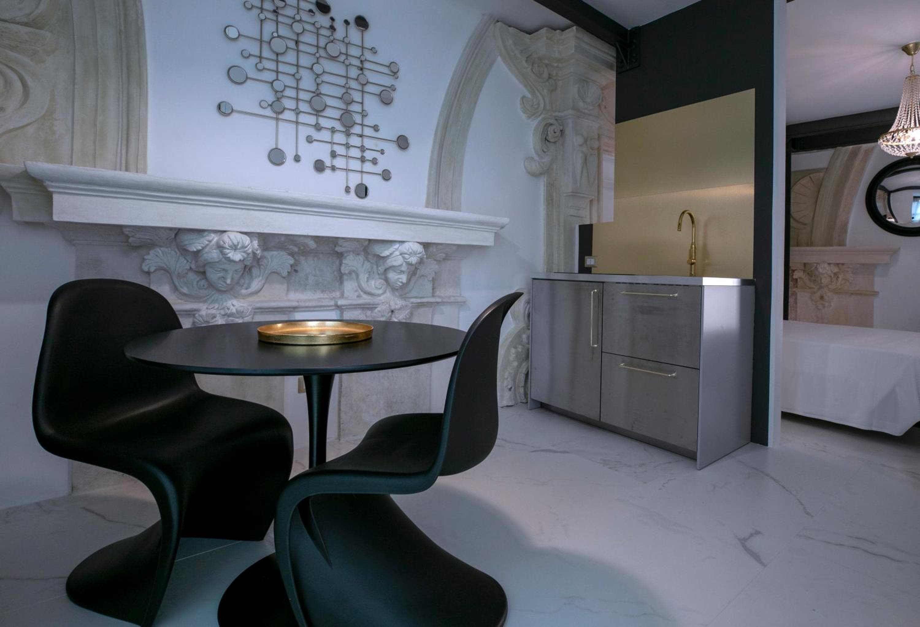 Azzoli Trapani - Apartments&Skypool - Adults Only, Trapani
