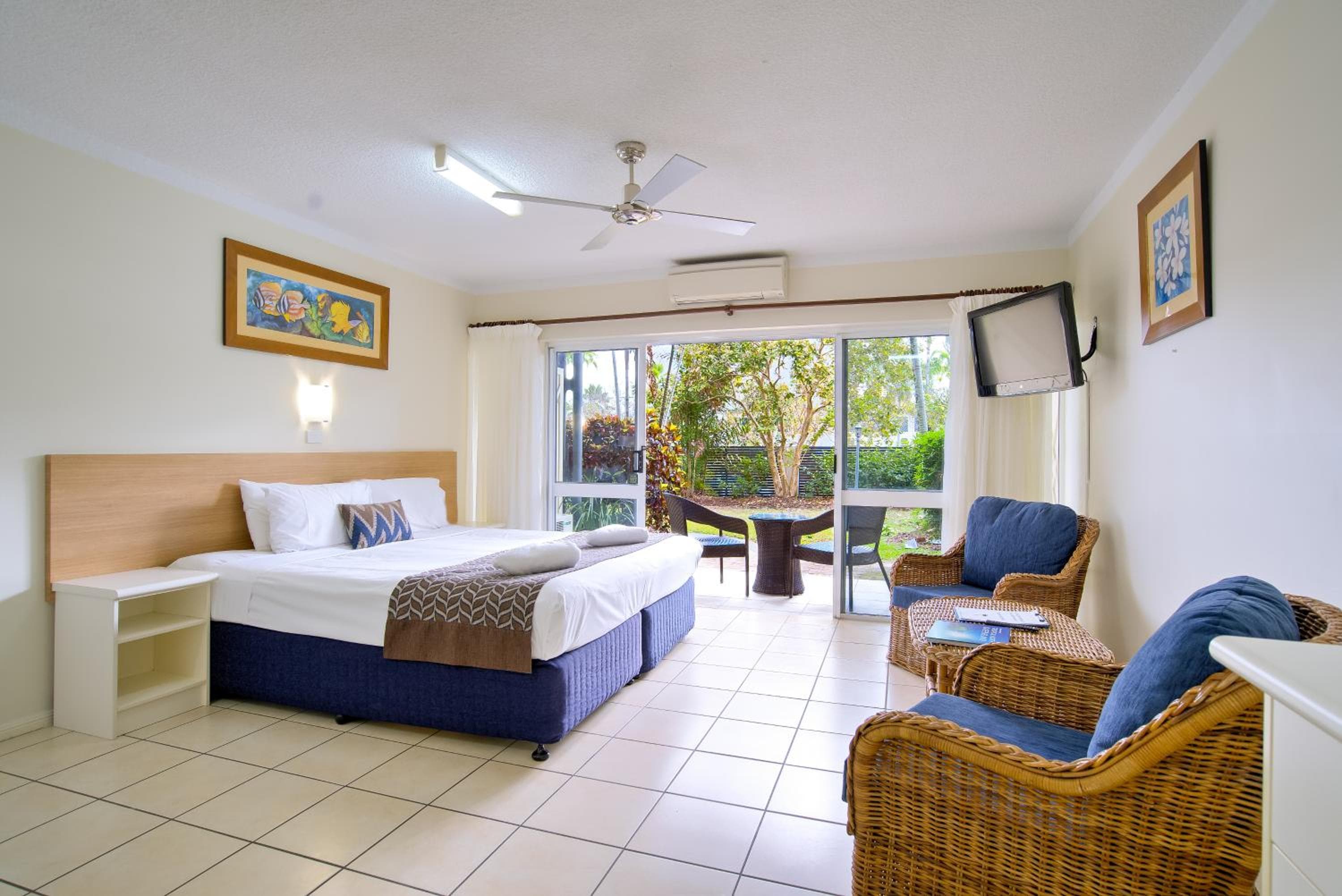 Cairns Queenslander Hotel & Apartments, Cairns, photo 3