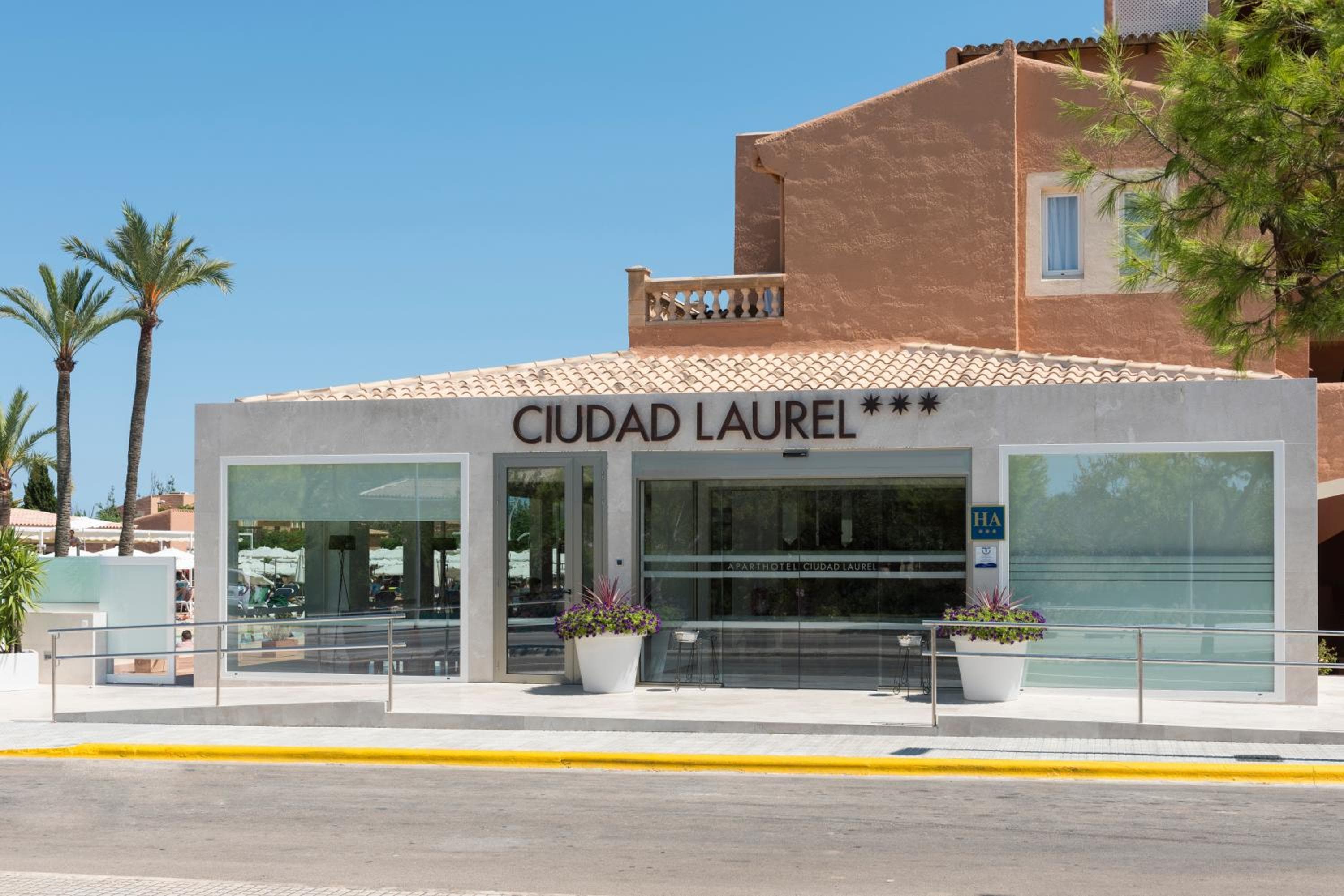 Aparthotel Ciudad Laurel, Cala Millor, photo 4