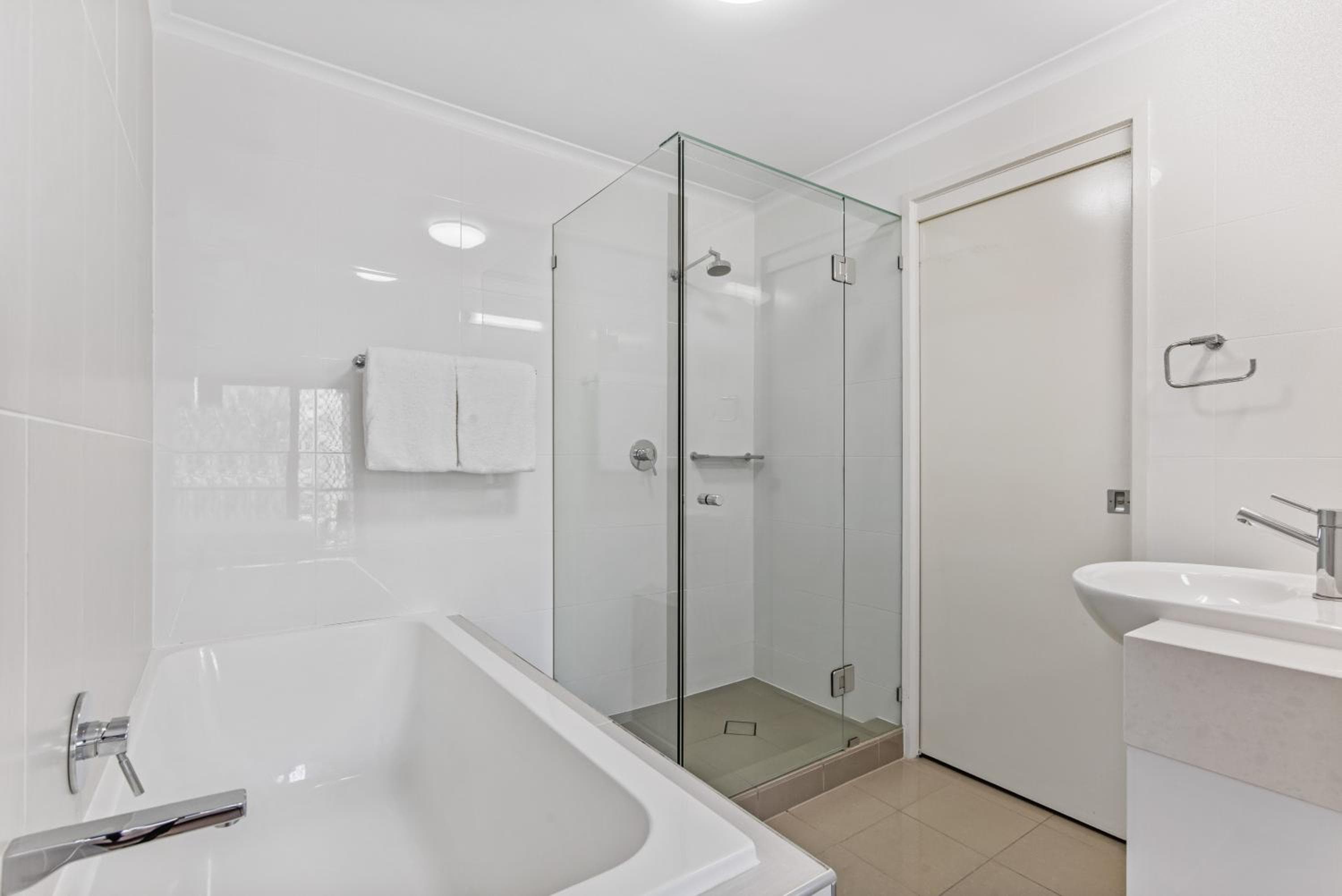 Mirra Chana Beachfront Apartments Mooloolaba, Mooloolaba, photo 2