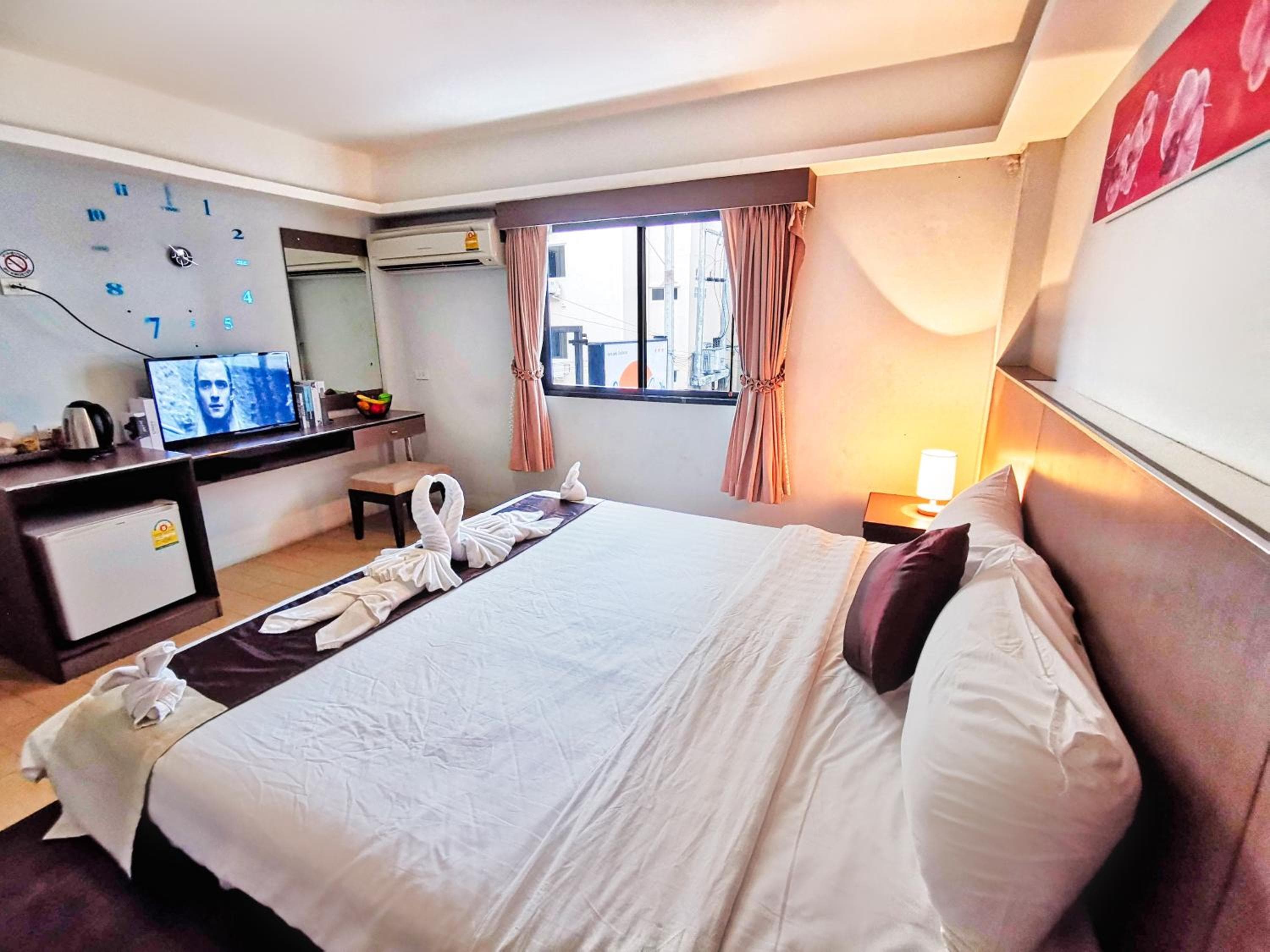 Scandia Beach Hotel - Soi 7 Best Location - 200m to Beach next to Food Market, Jomtien Beach, photo 4