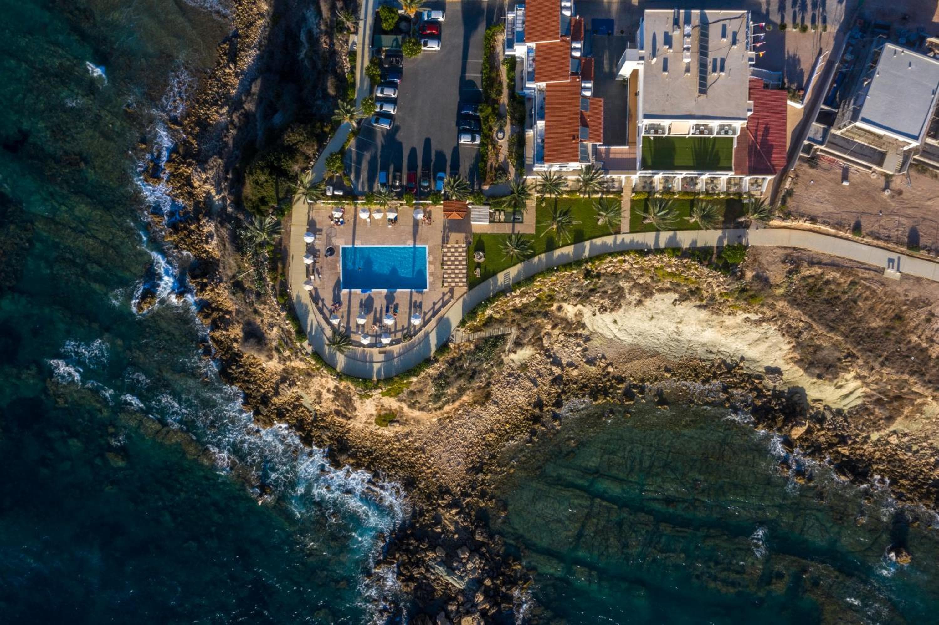 Vrachia Beach Hotel & Suites - Adults Only, Paphos City