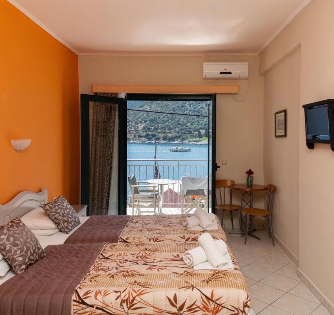 Poseidon Apartments, Ayia Evfimia, photo 5