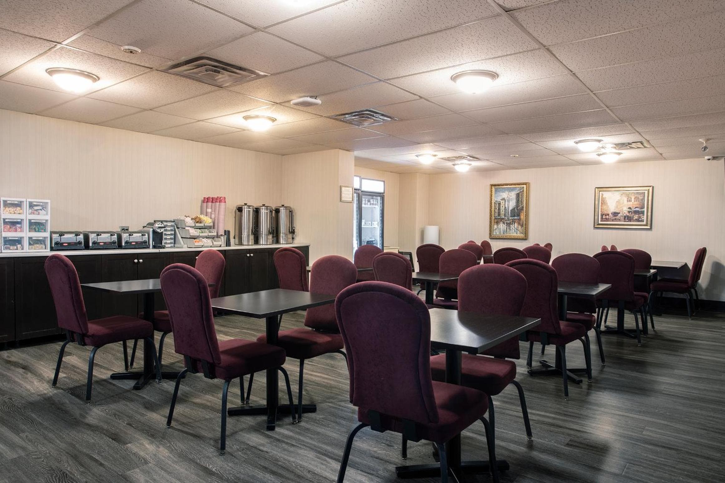 The Business Inn, Ottawa, photo 3