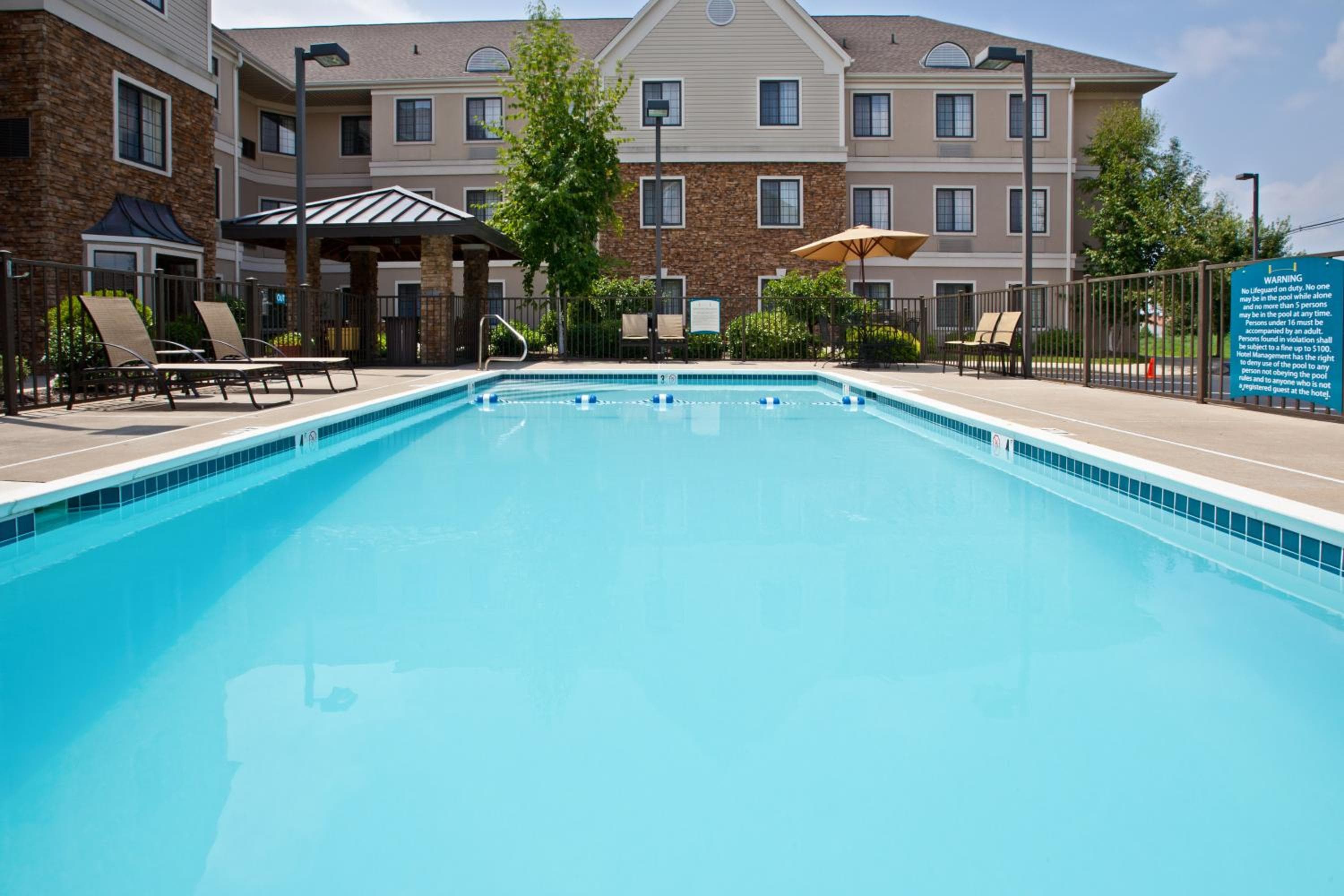 Staybridge Suites Louisville - East by IHG, Louisville, photo 3