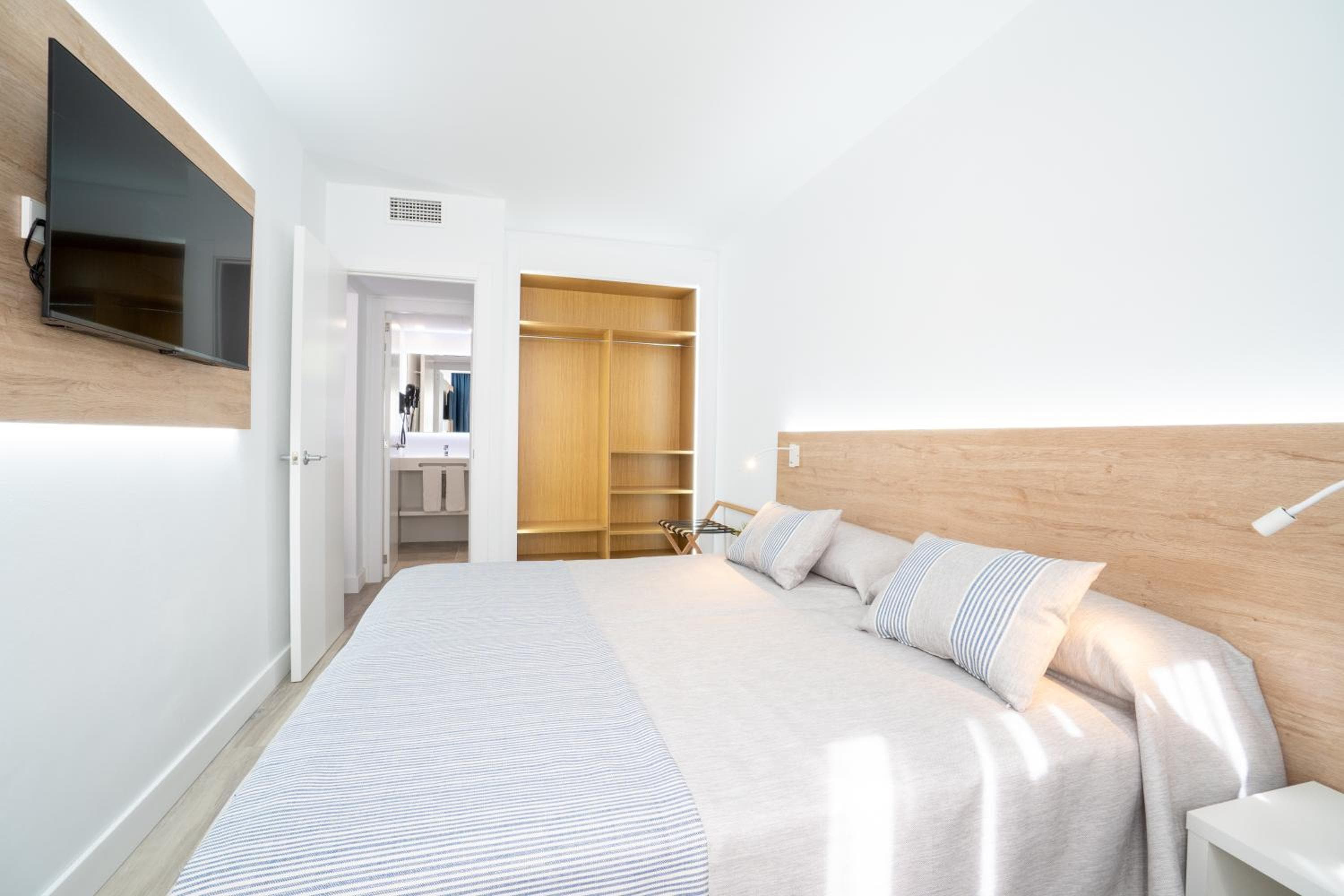 Aparthotel Ciudad Laurel, Cala Millor, photo 5