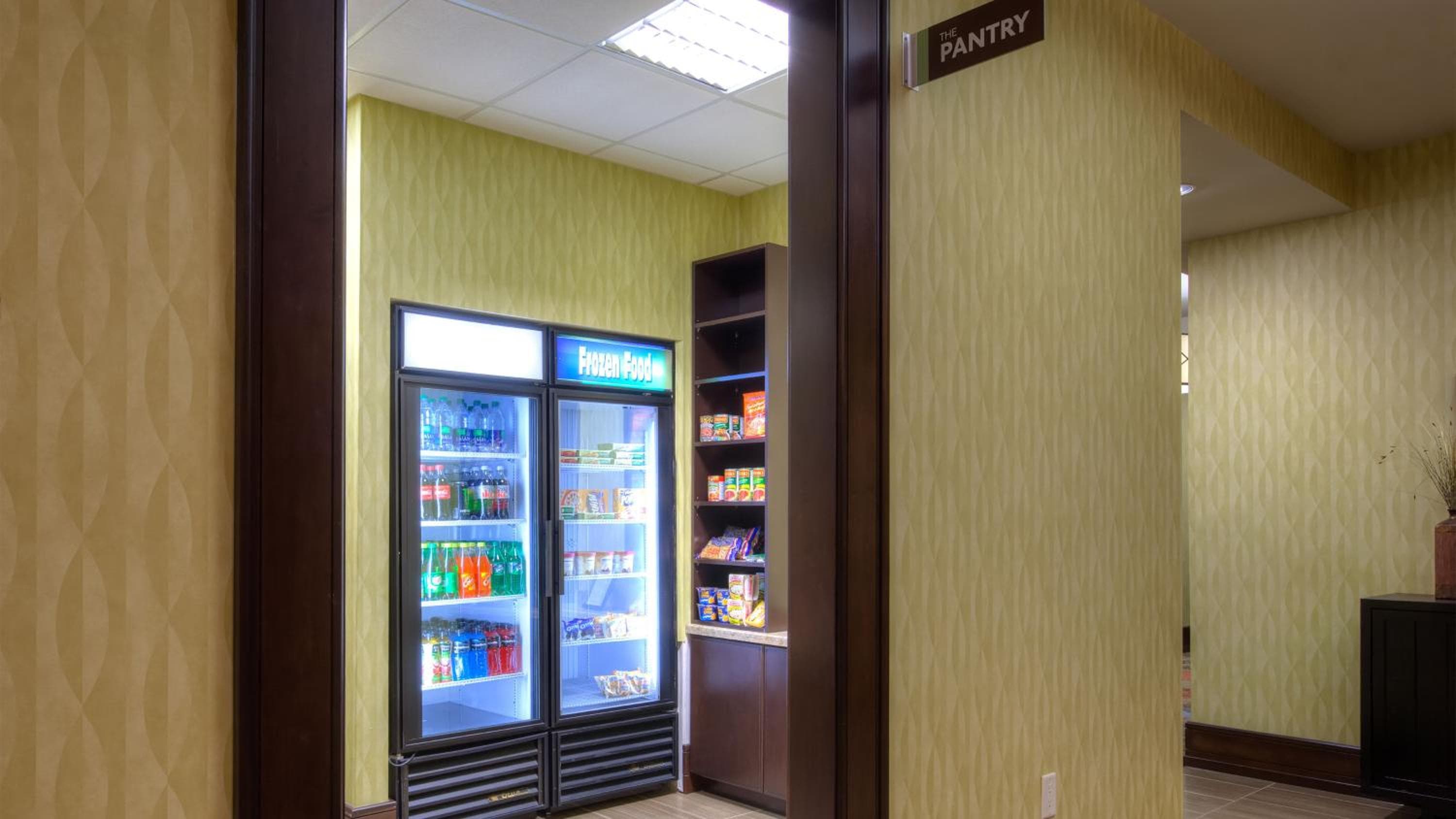 Staybridge Suites Hamilton - Downtown by IHG, Hamilton, photo 3