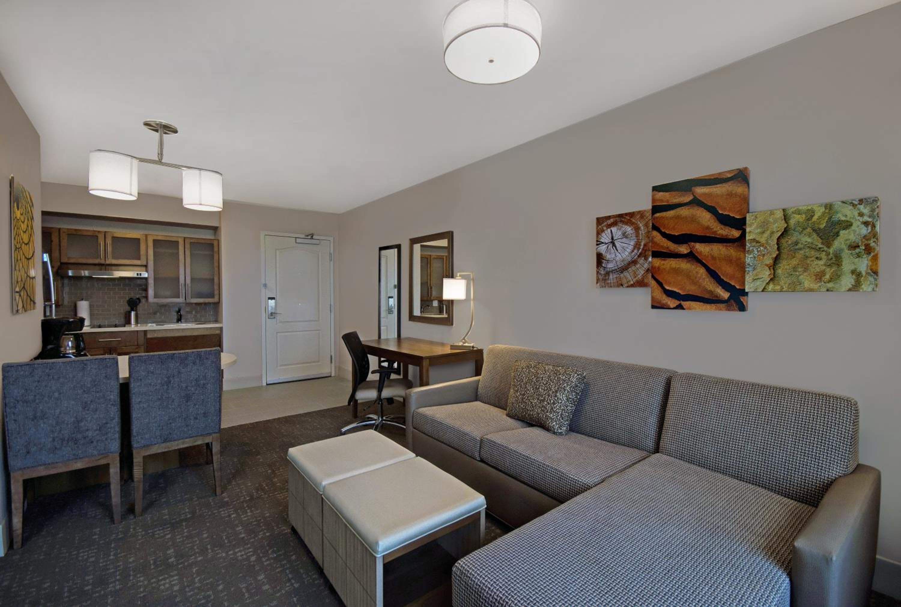Staybridge Suites Sterling Heights - Detroit Area by IHG, Sterling Heights, photo 2