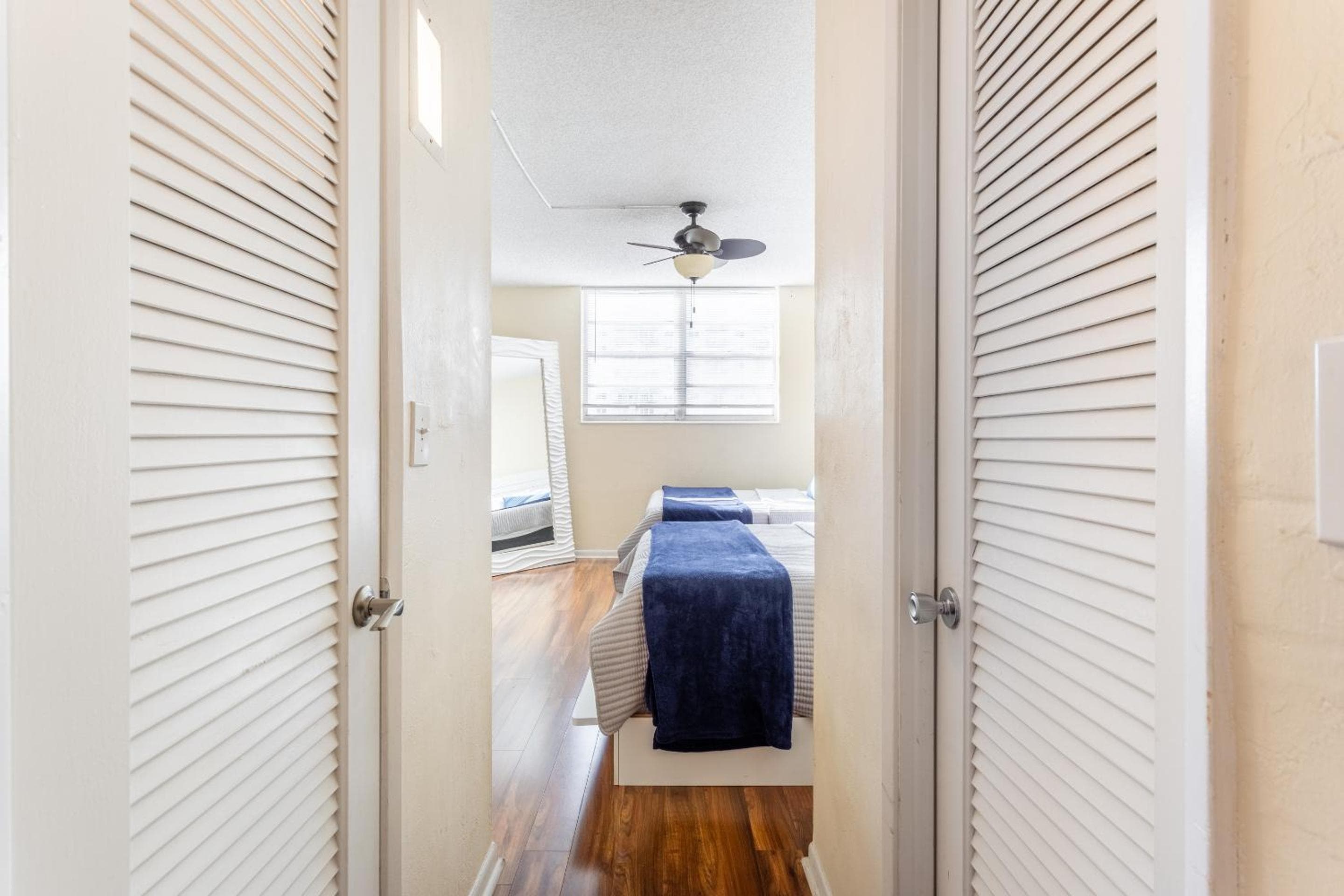 Sunny Isles Ocean Reserve Condo Apartments, Sunny Isles Beach, photo 5