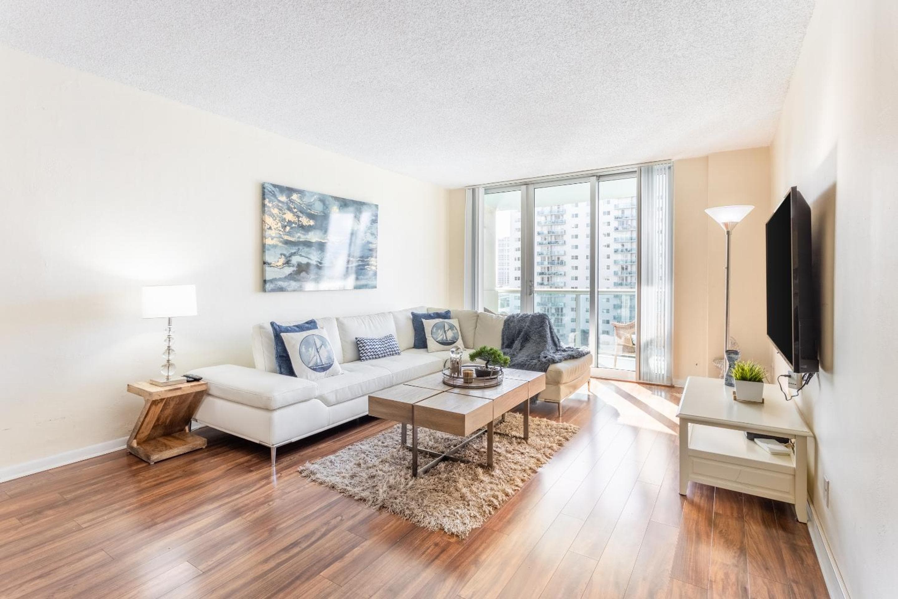 Sunny Isles Ocean Reserve Condo Apartments, Sunny Isles Beach, photo 2
