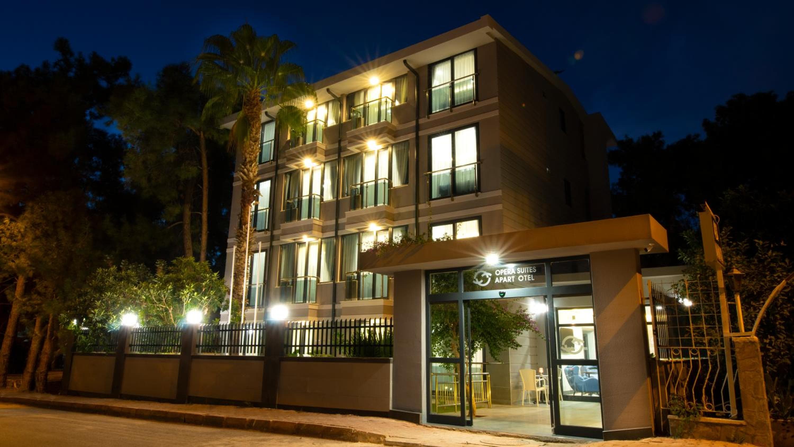 OPERA SUITES Apart Hotel, Antalya