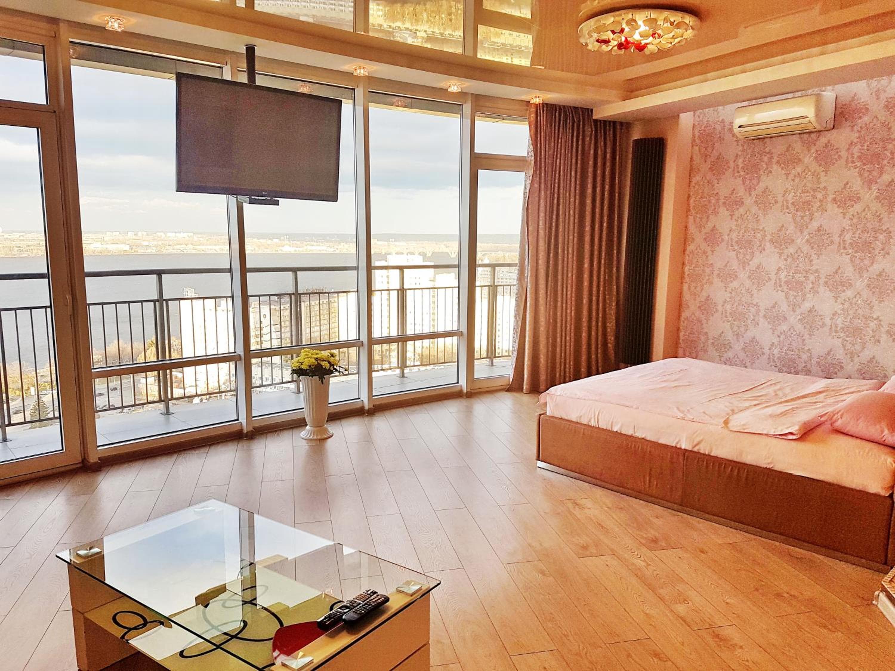 Best Apartments in Most City, River View, Dnipro, photo 2