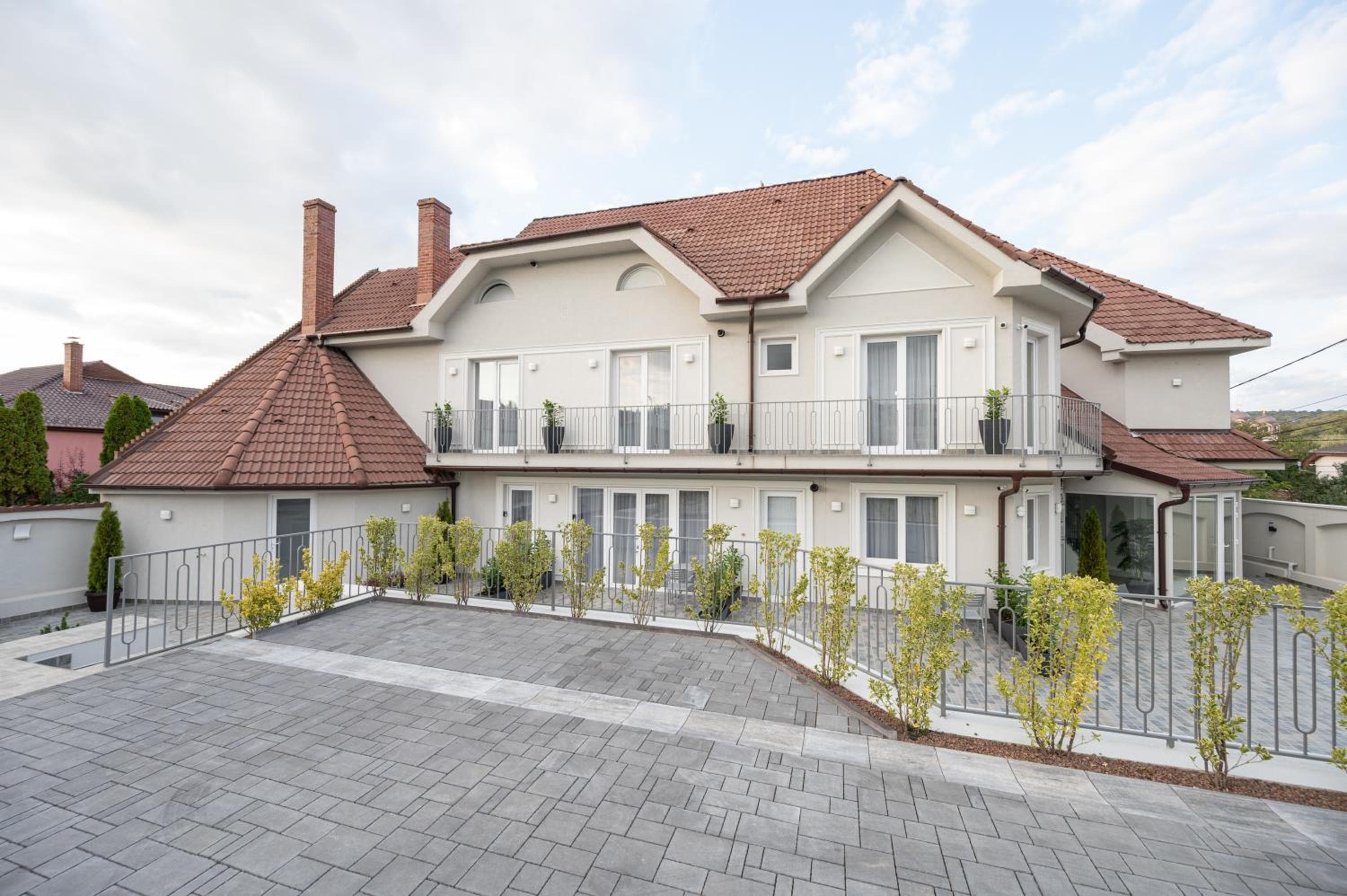 Dozsa Residence, Oradea