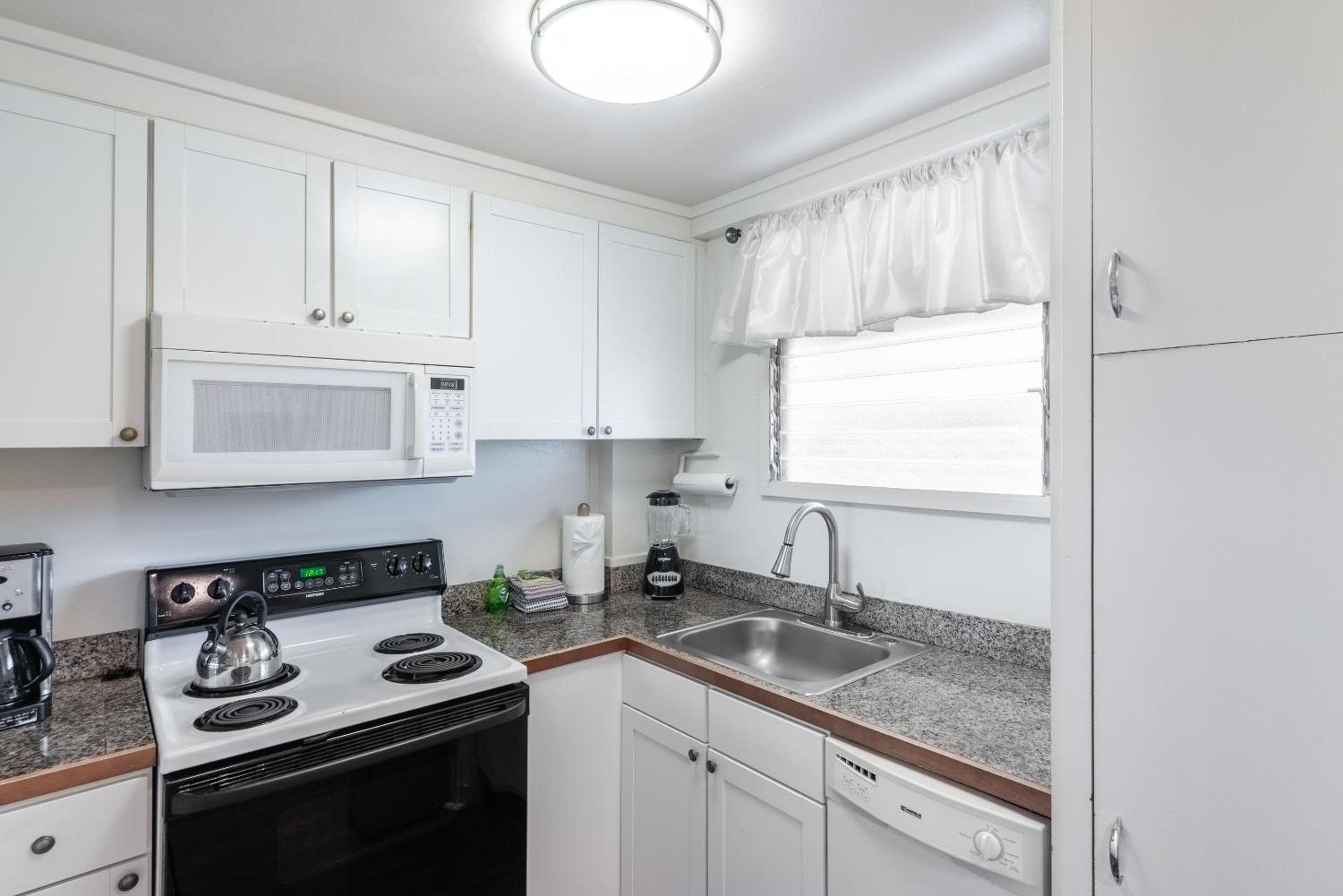 Lahaina Wonderful Condos, Lahaina, photo 6
